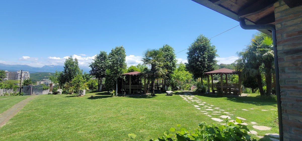 “KODRA E MULLIRIT” Bar & Restaurant photo 4
