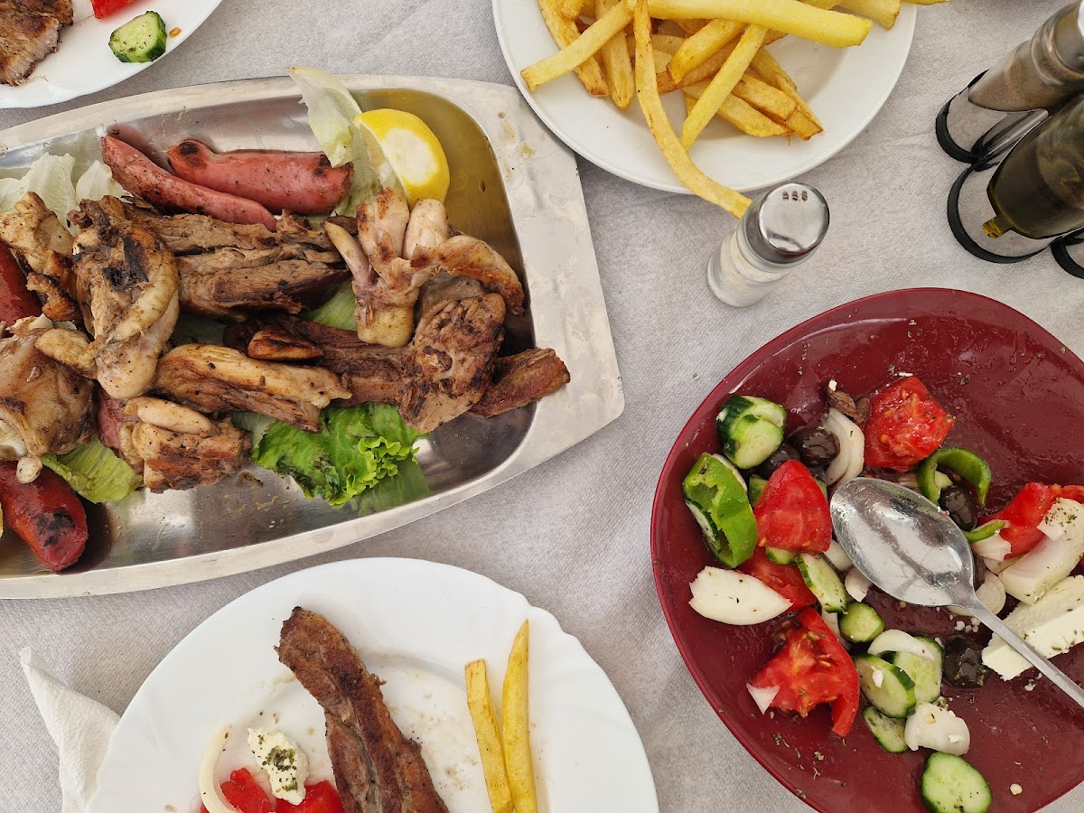 Grill mikela ksamil photo 5