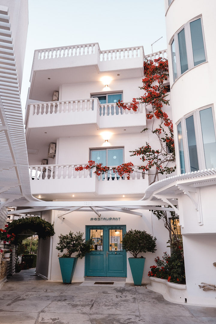 Harmony Hotel, Sarande