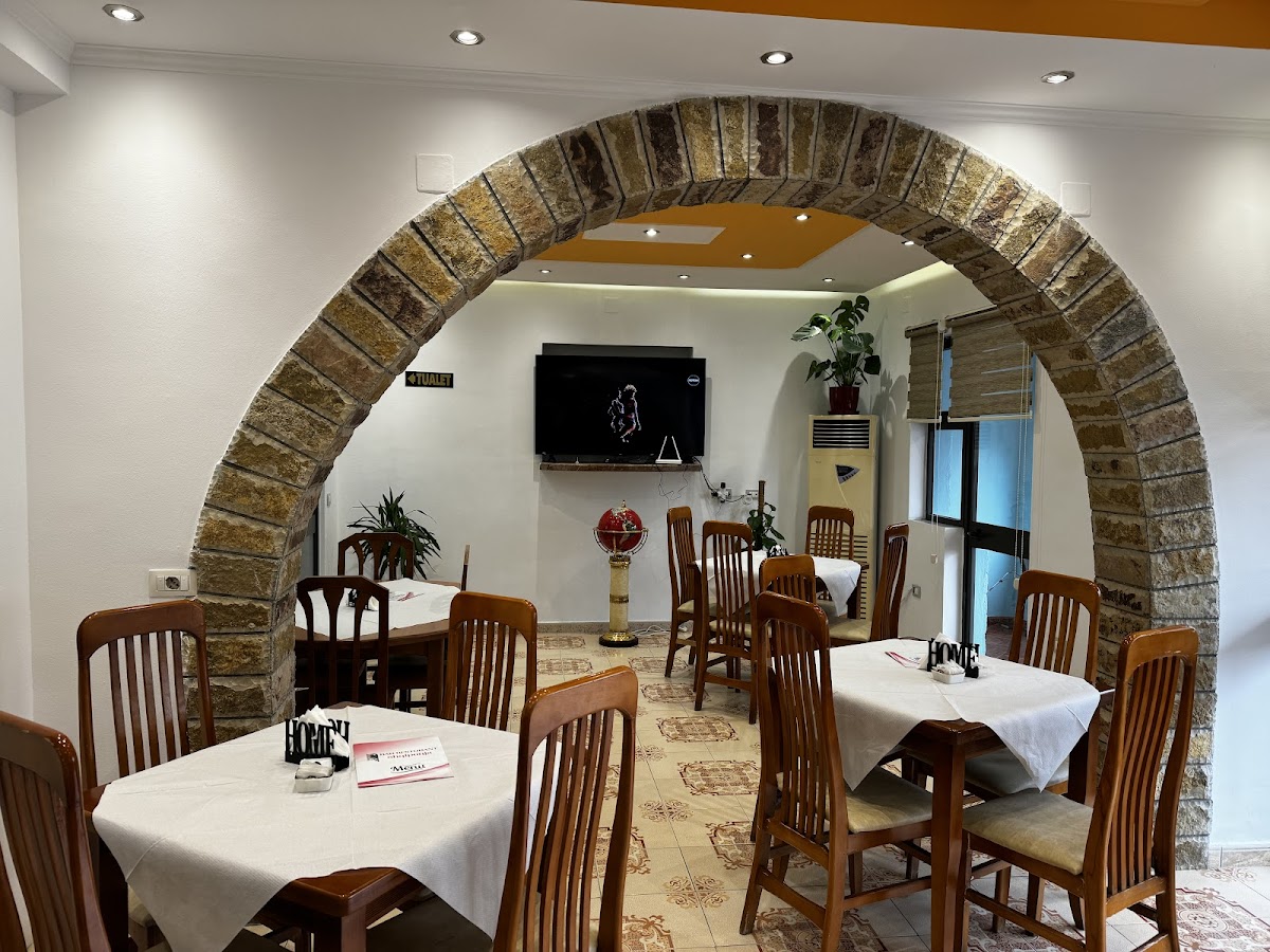 Bar Restaurant Shqiponja photo 2