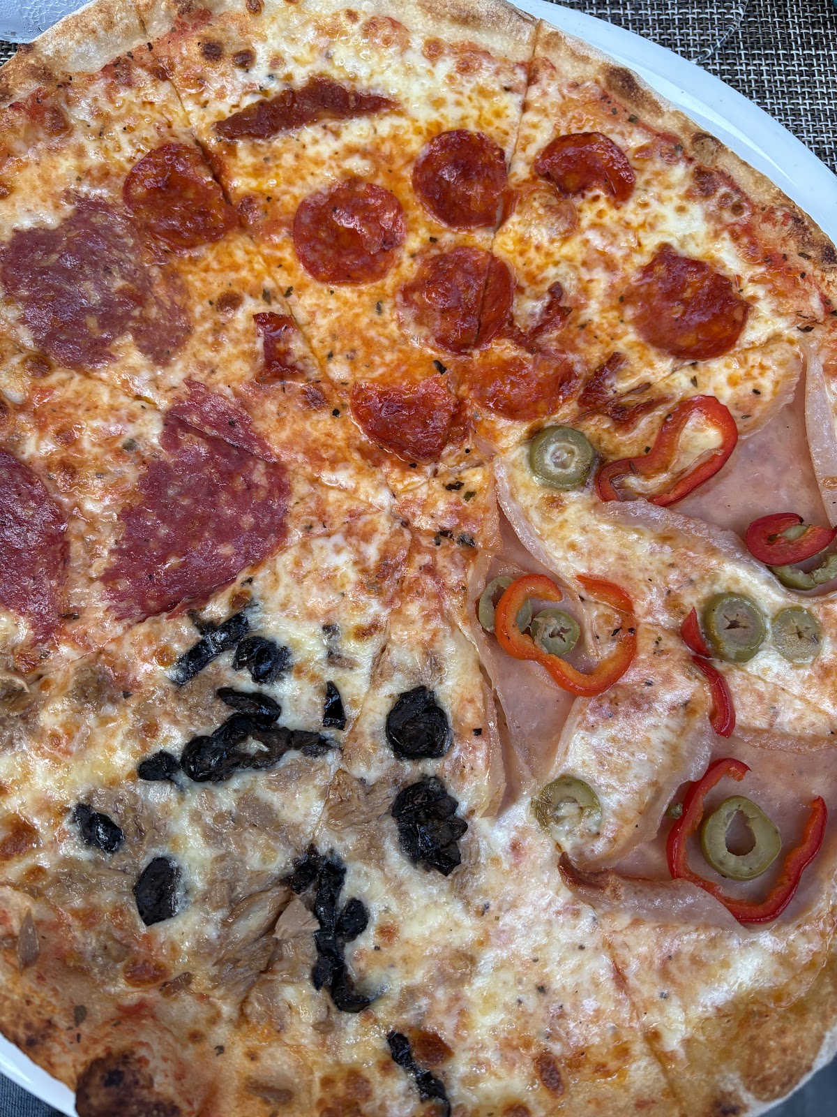 Jons Pizzeria photo 3