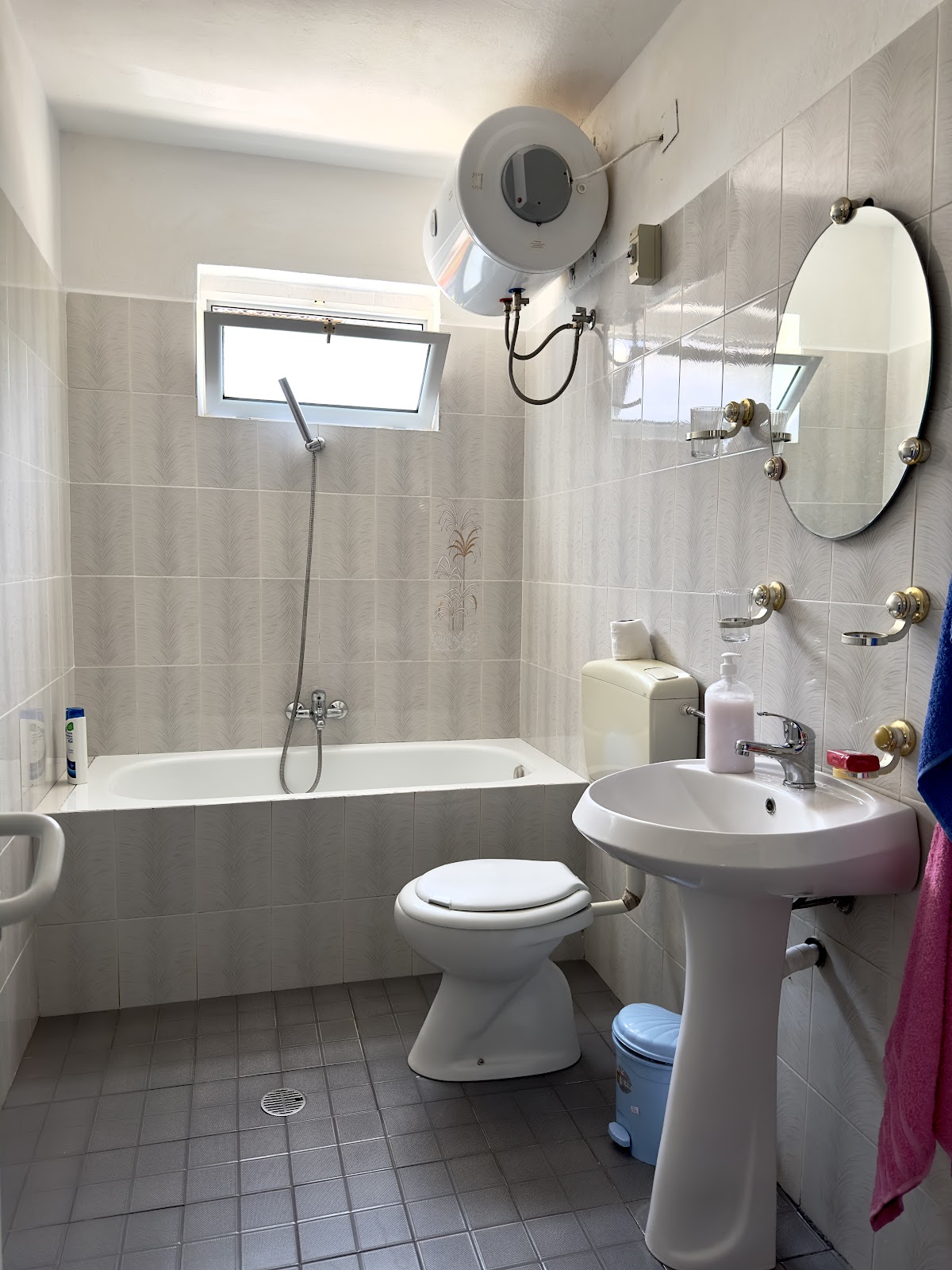 Guest House Ergest photo 3