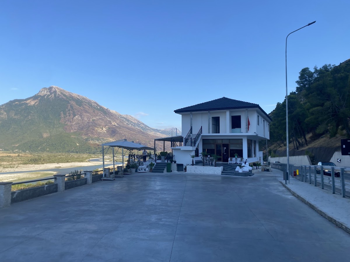 Bar Panorama photo 2