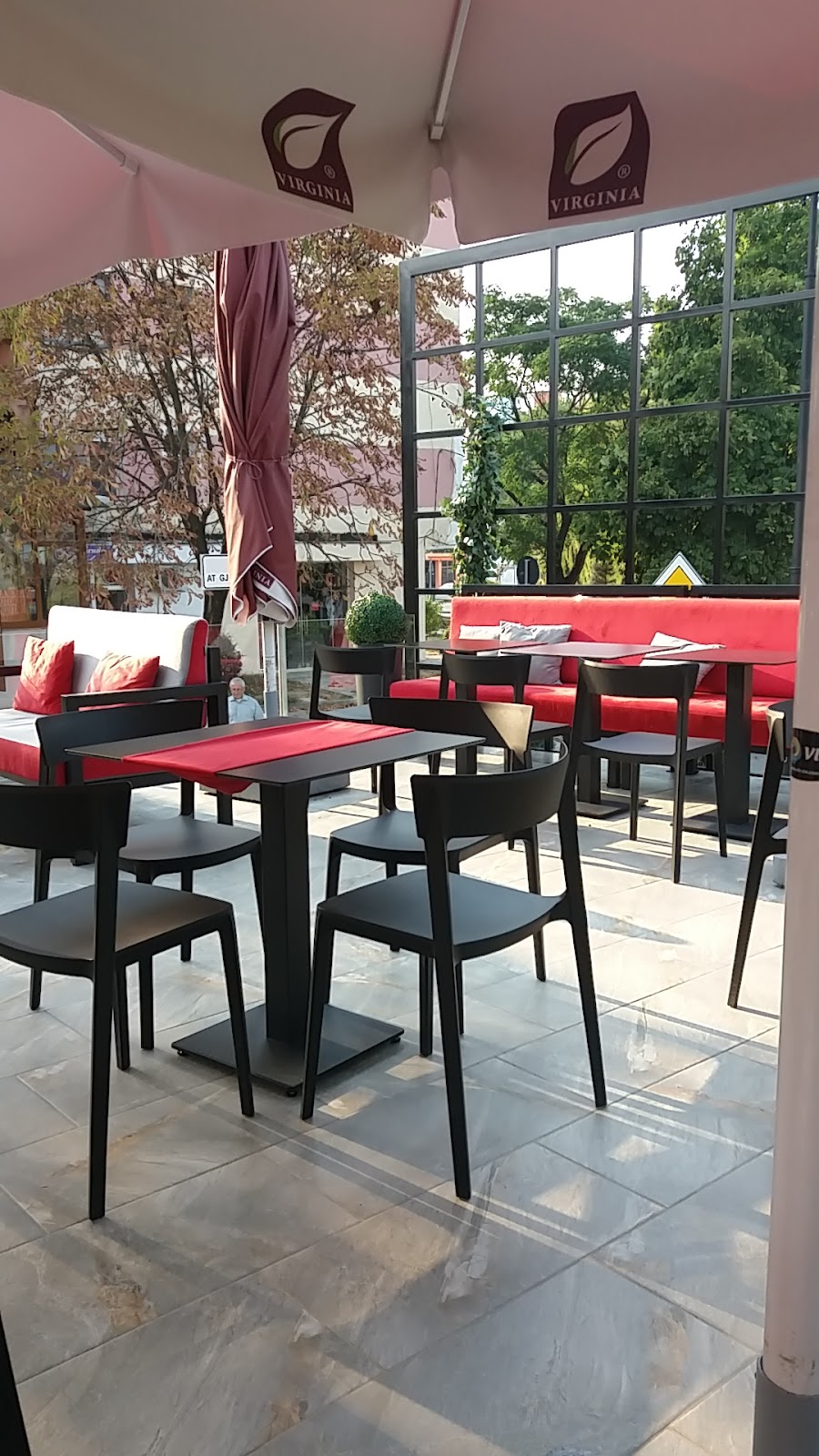 Filopati's Coffe,Grill,Pizza,Burgers and More photo 3