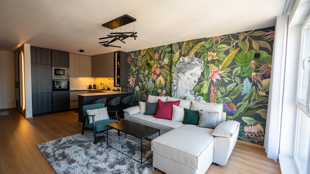 BLOOM APARTMENT