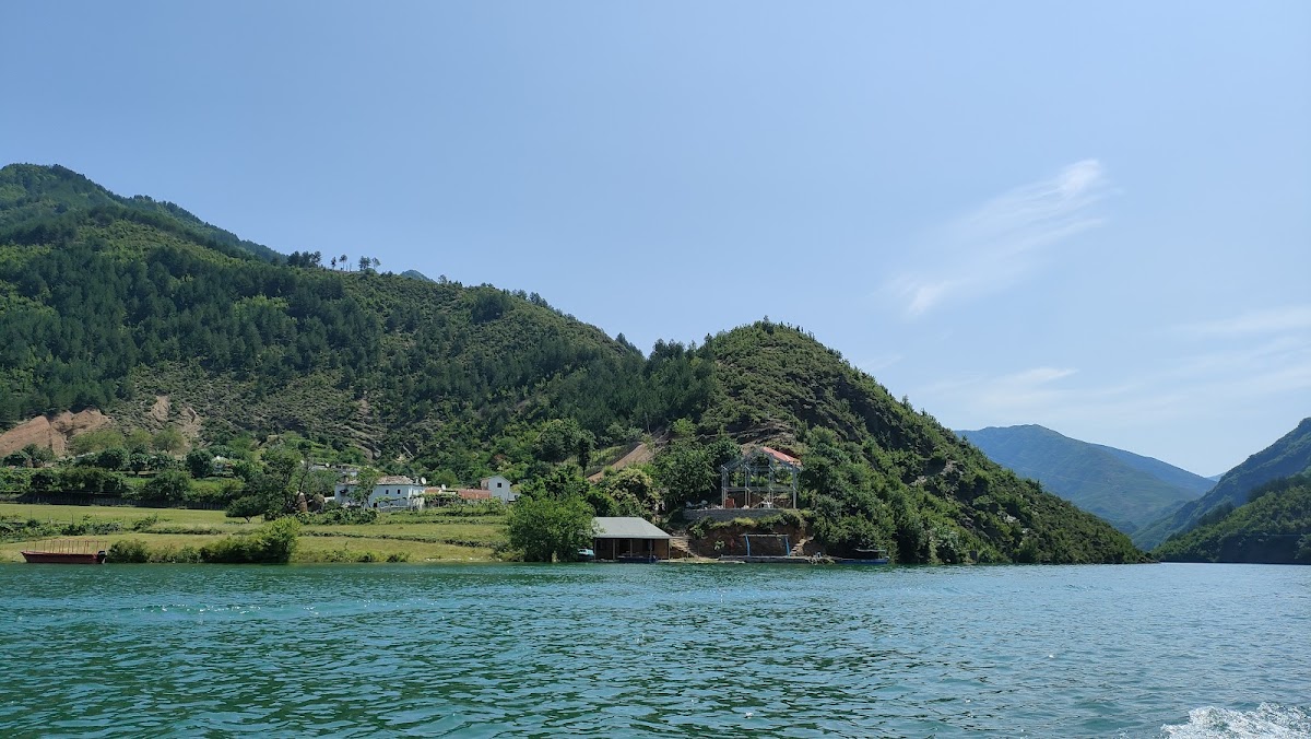 Koman photo 5