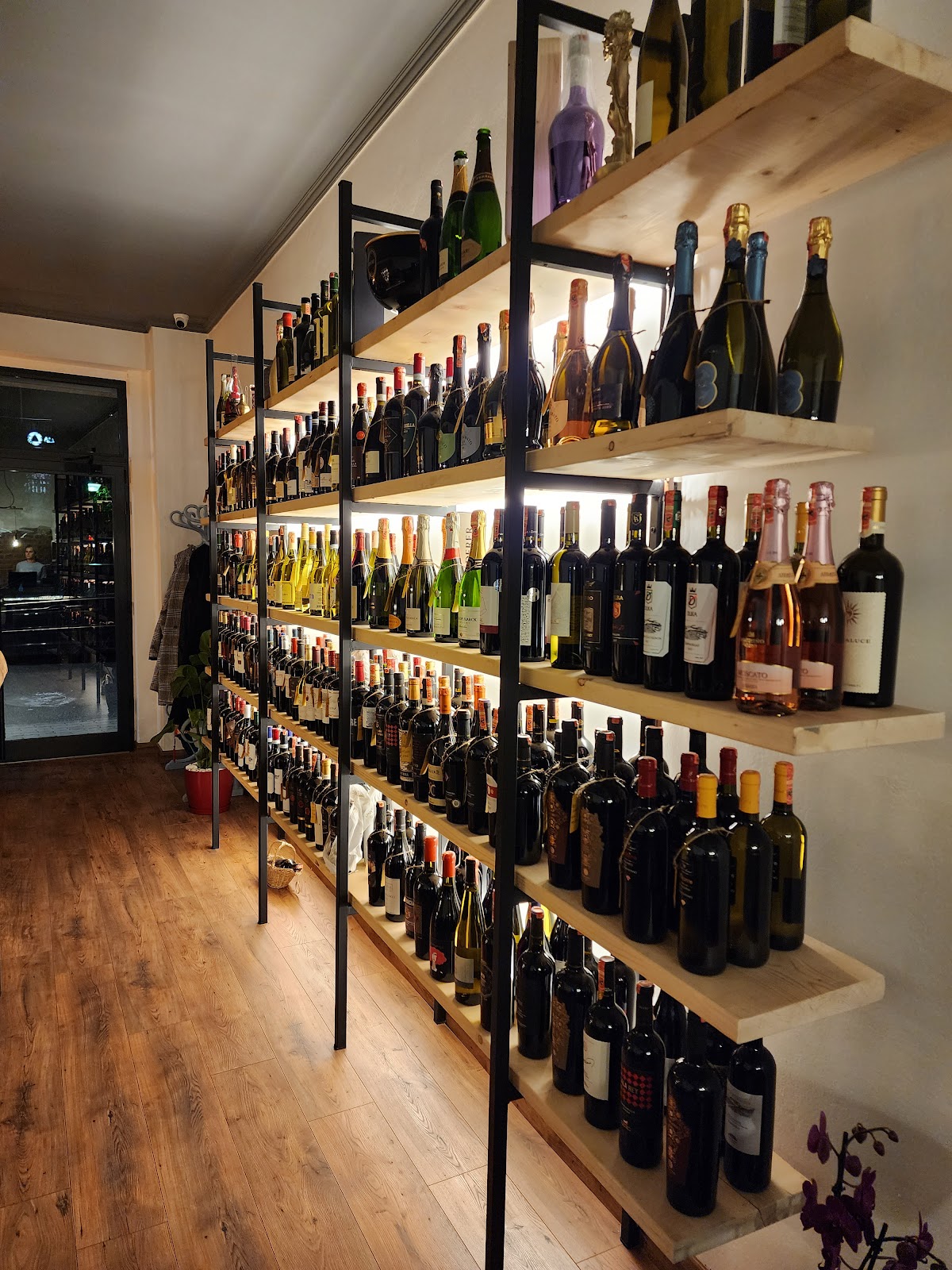 CRU Wine Bar & Shop photo 2