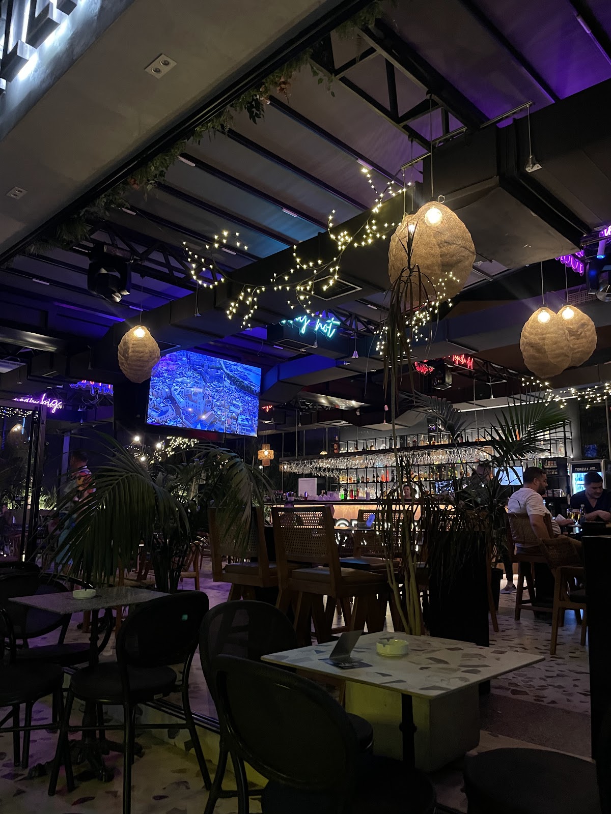 Torelli Lounge photo 2