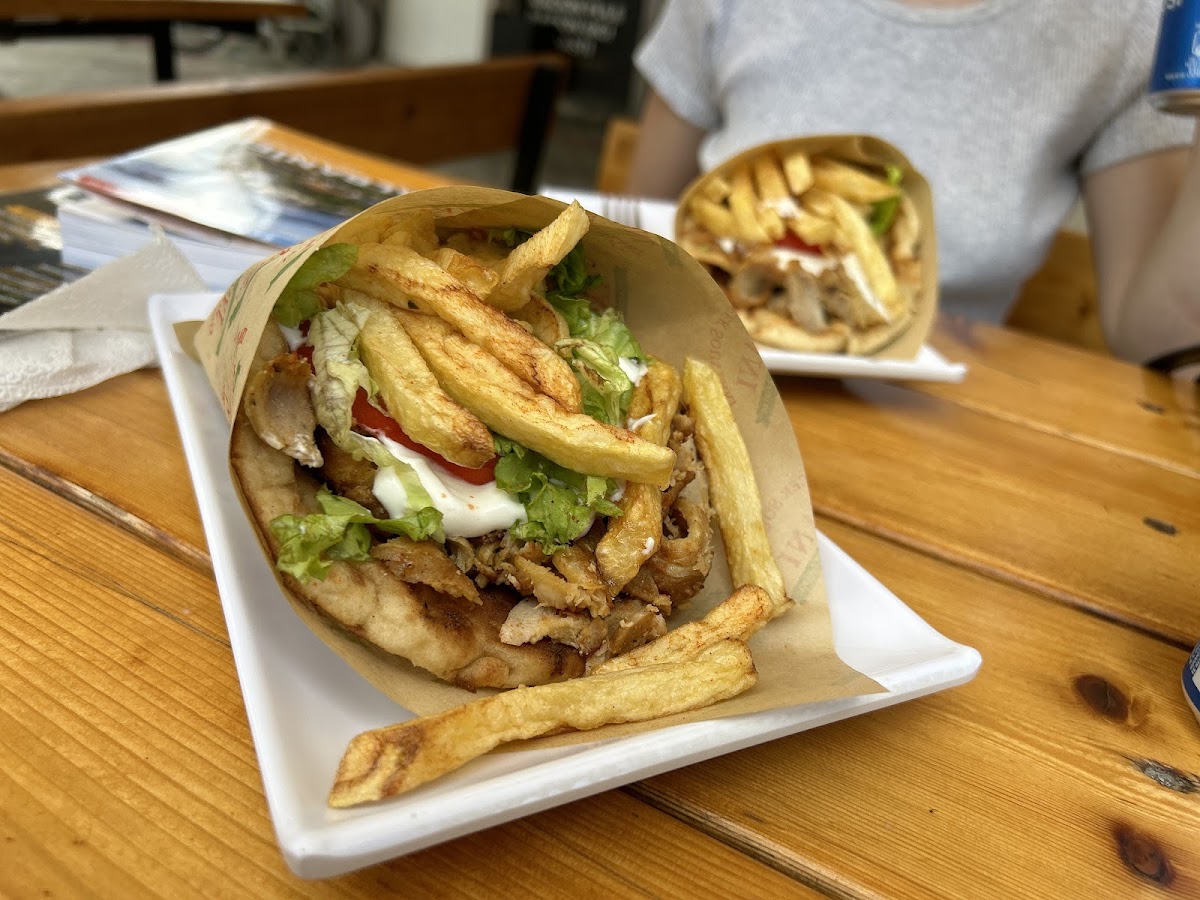 GreeksouvlakiTani photo 5