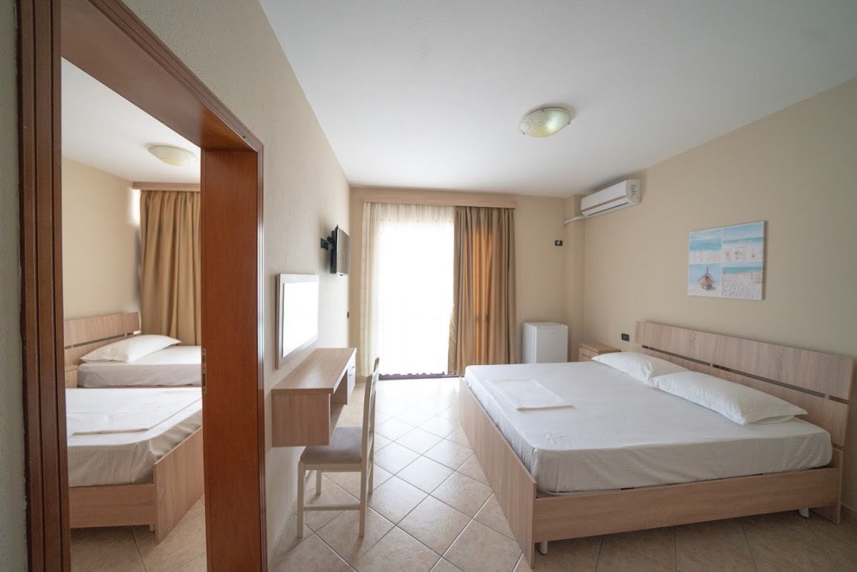 Hotel Vila ALJOR photo 2