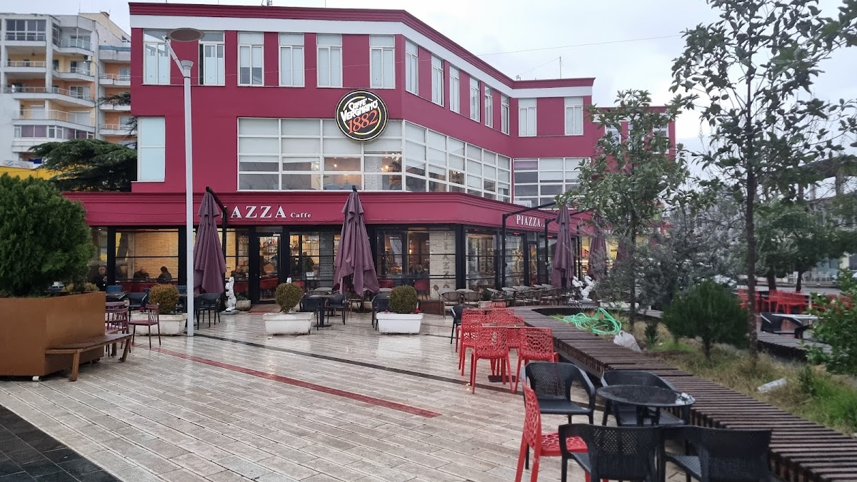 Piazza Caffè photo 4