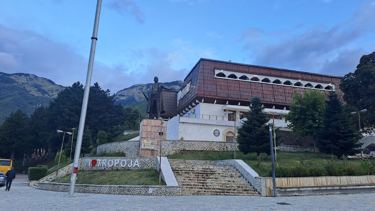 BlackMountain Hotel Albania photo 5