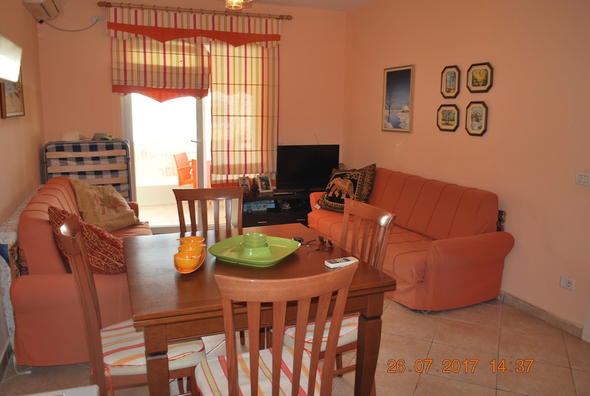 ARBI's POOL VIEW APT photo 2