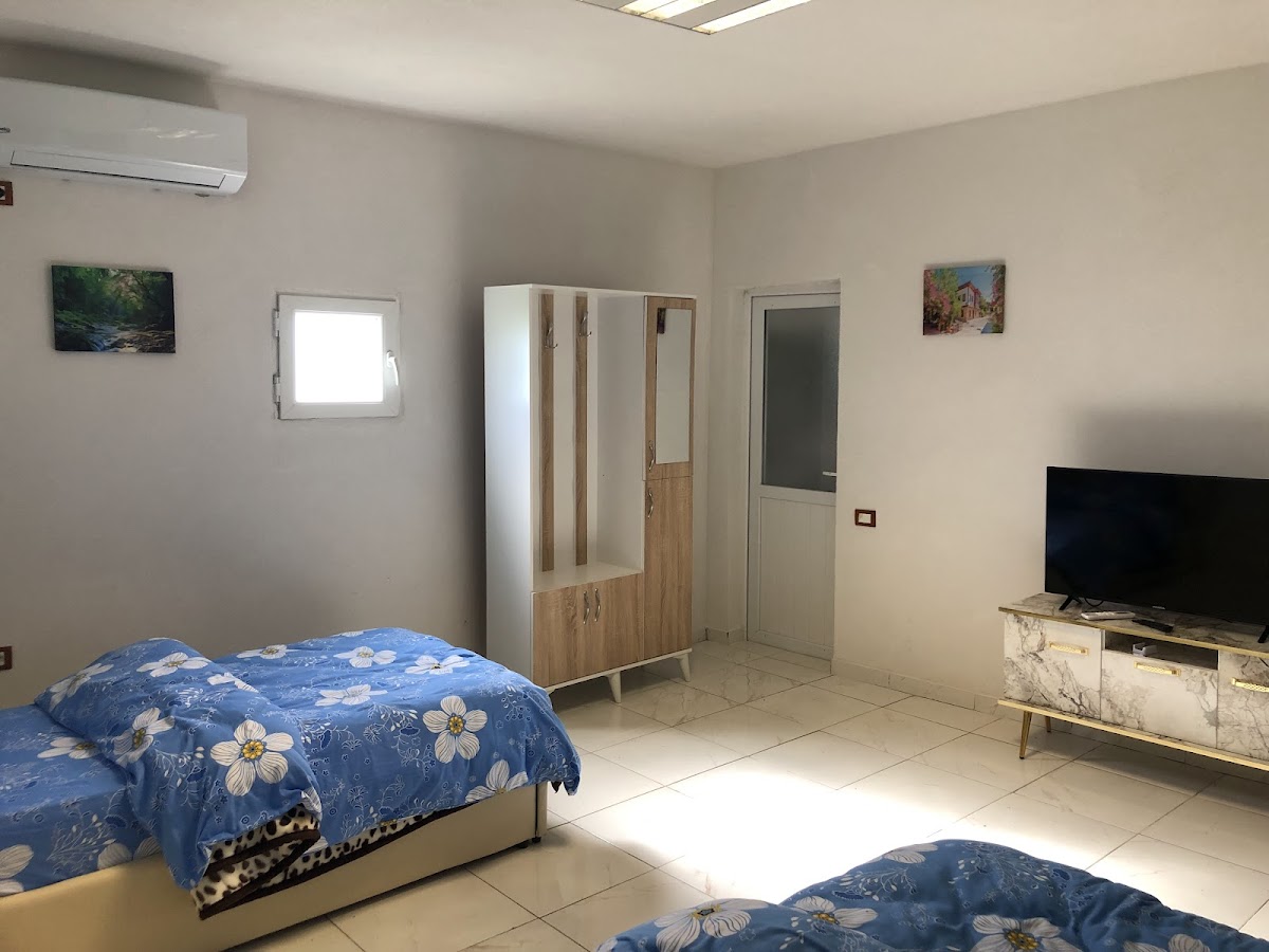 Bar Restorant Gashi (Guest House) — Restorante në Kukës — photo 4