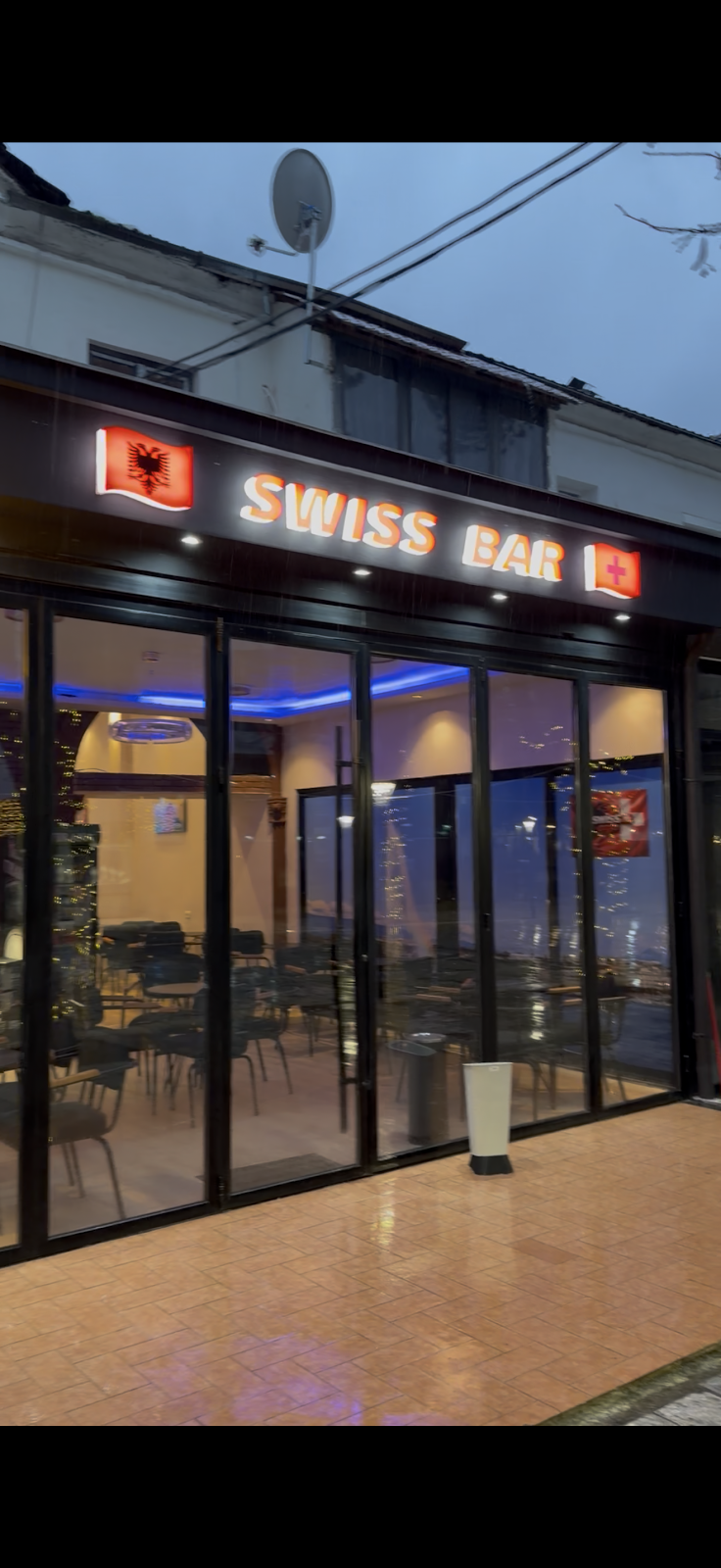 SWISS BAR