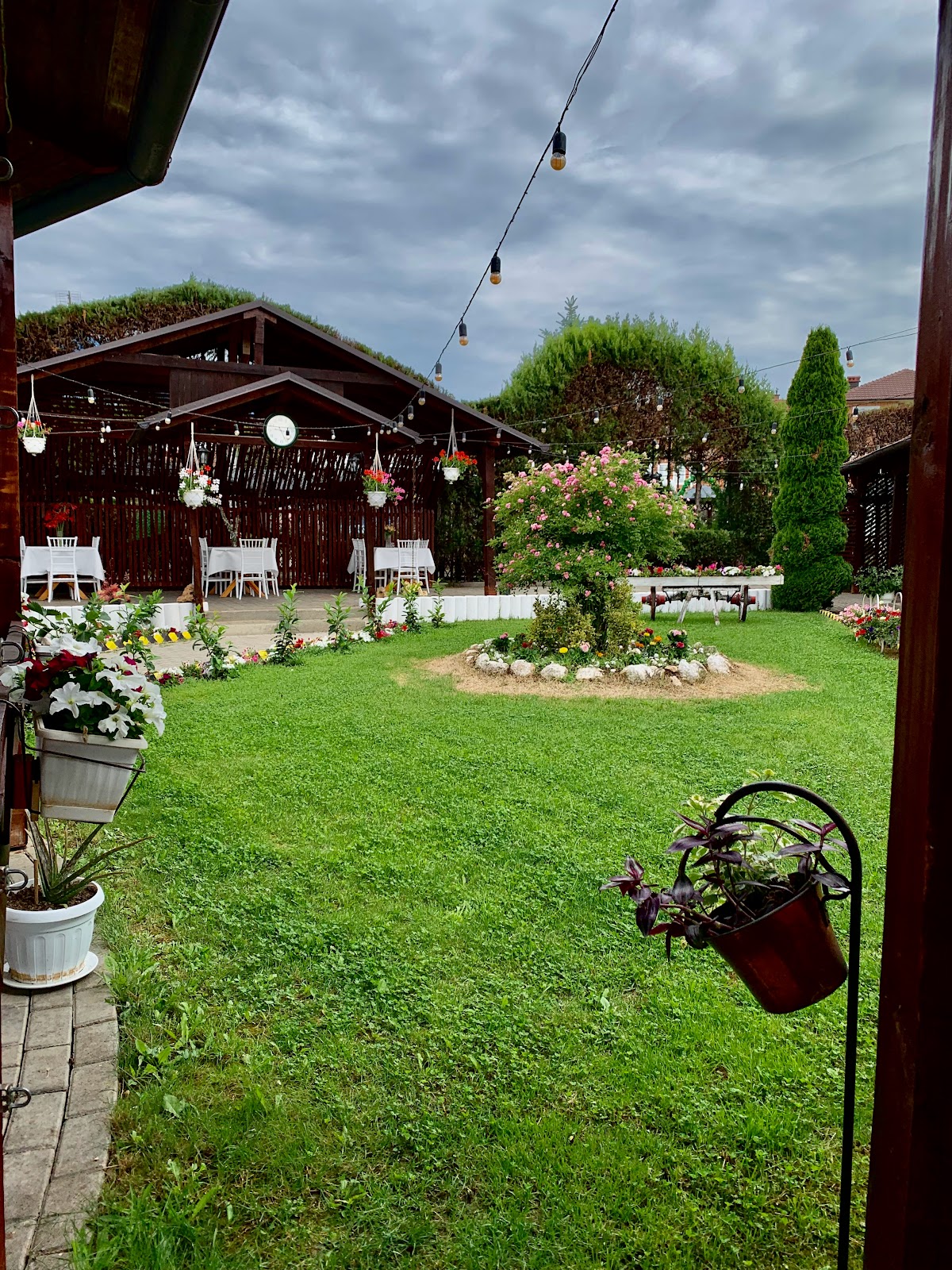 Restaurant Green Garden — Restorante në Suharekë — photo 4