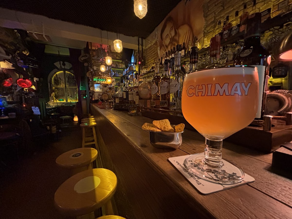 Hemingway Bar Tirana photo 2