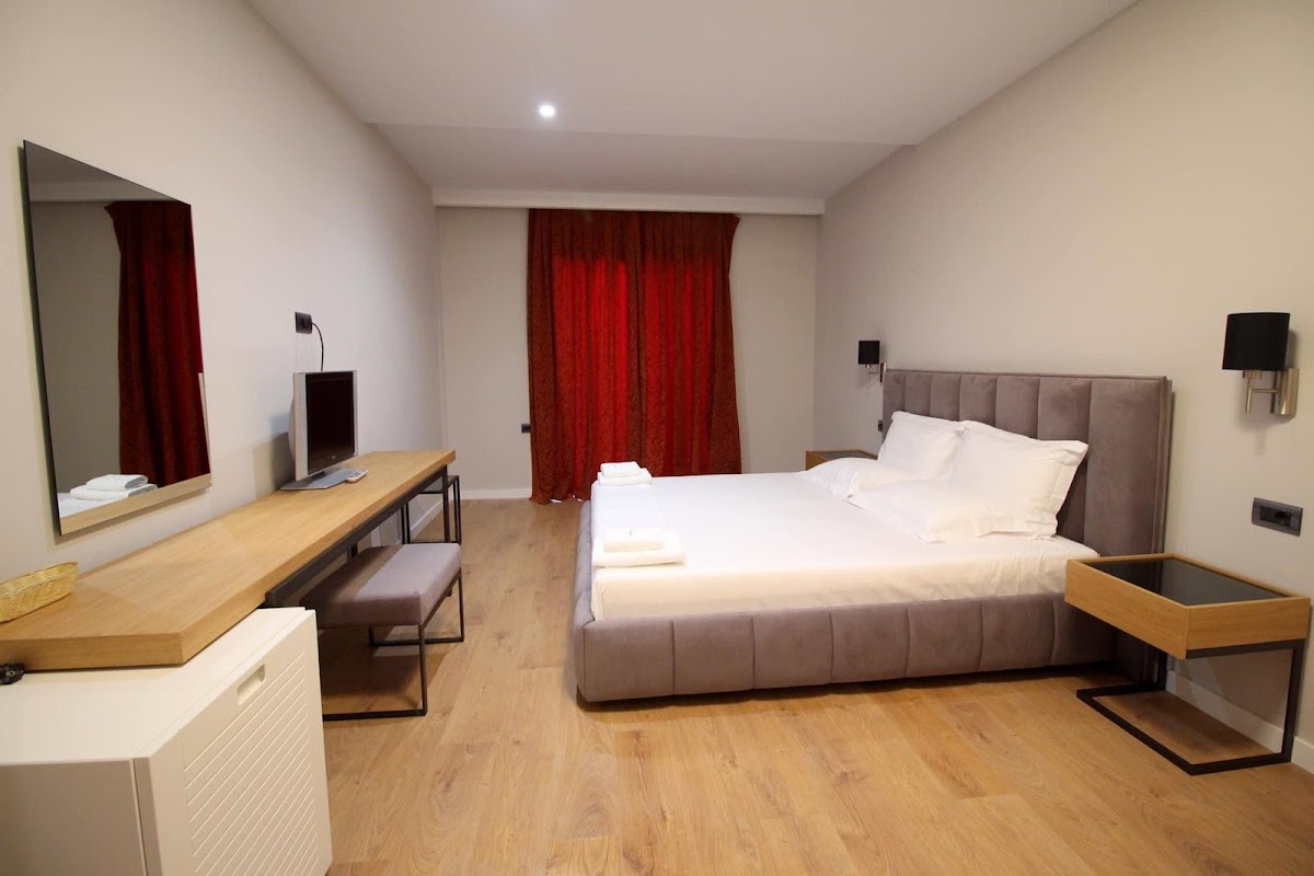 Saranda International Hotel photo 2