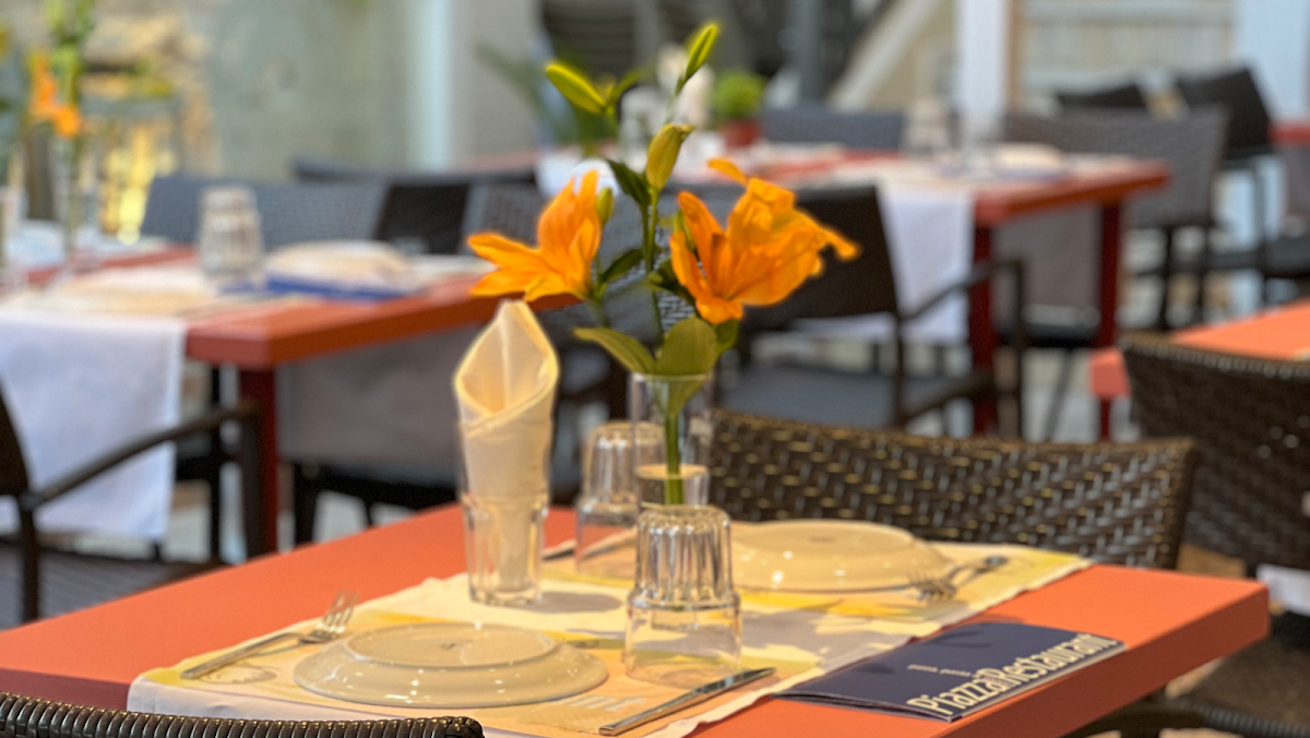 Piazza Restaurant photo 4
