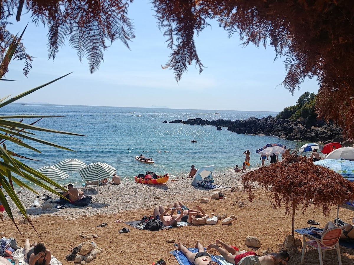 Guma Beach photo 2