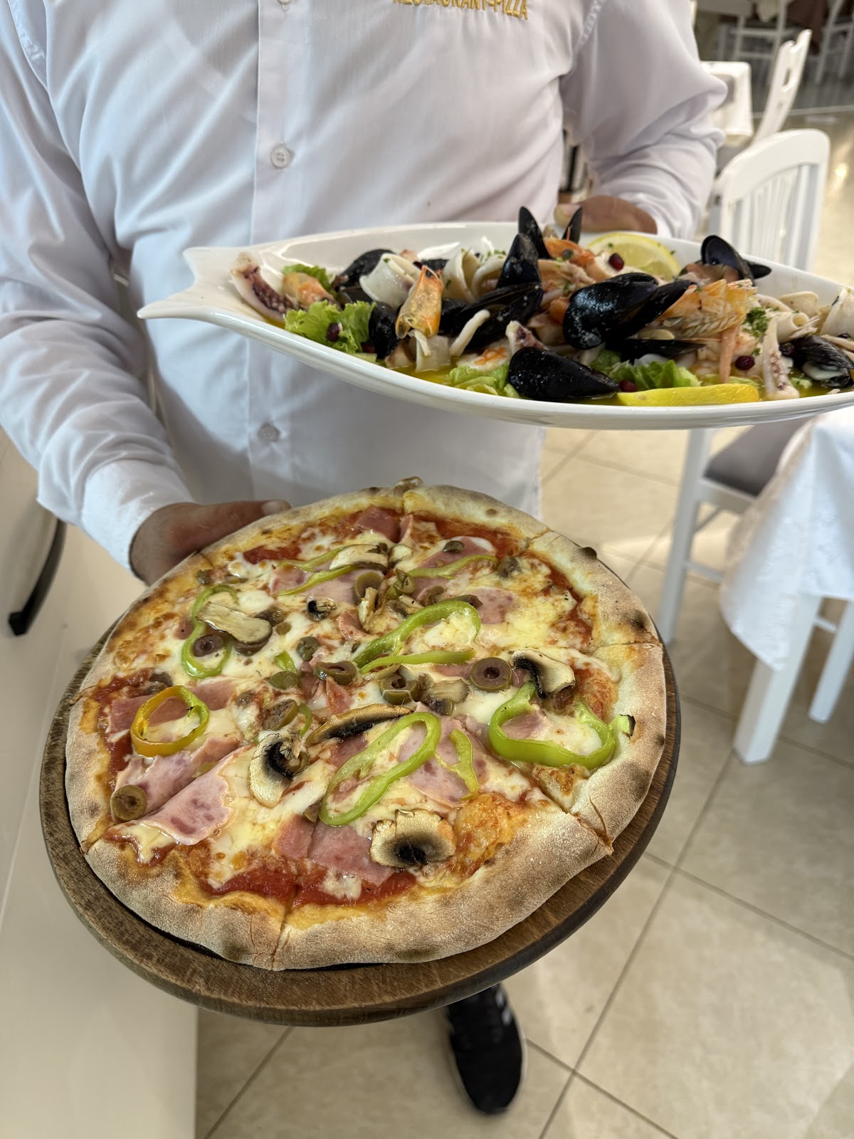 Summer Restaurant photo 2