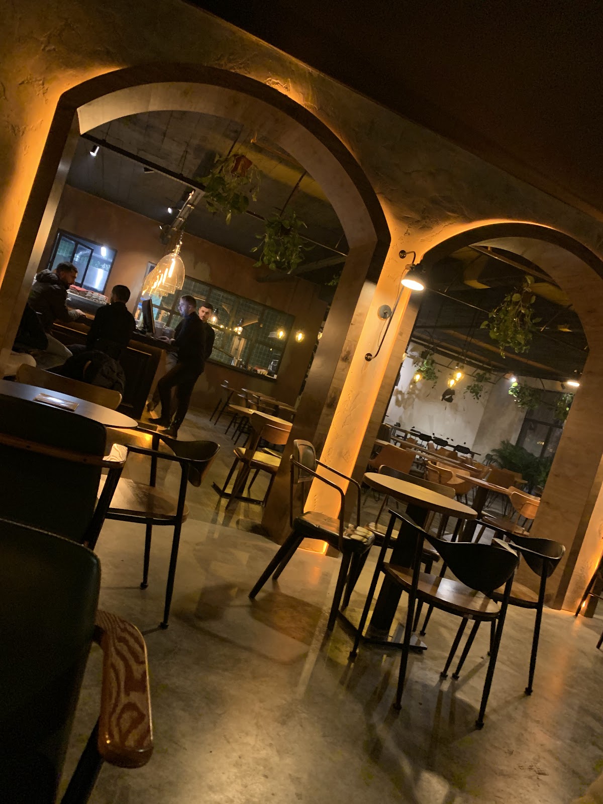 Room Caffe — Bare & Jetë Nate në Drenas — photo 2