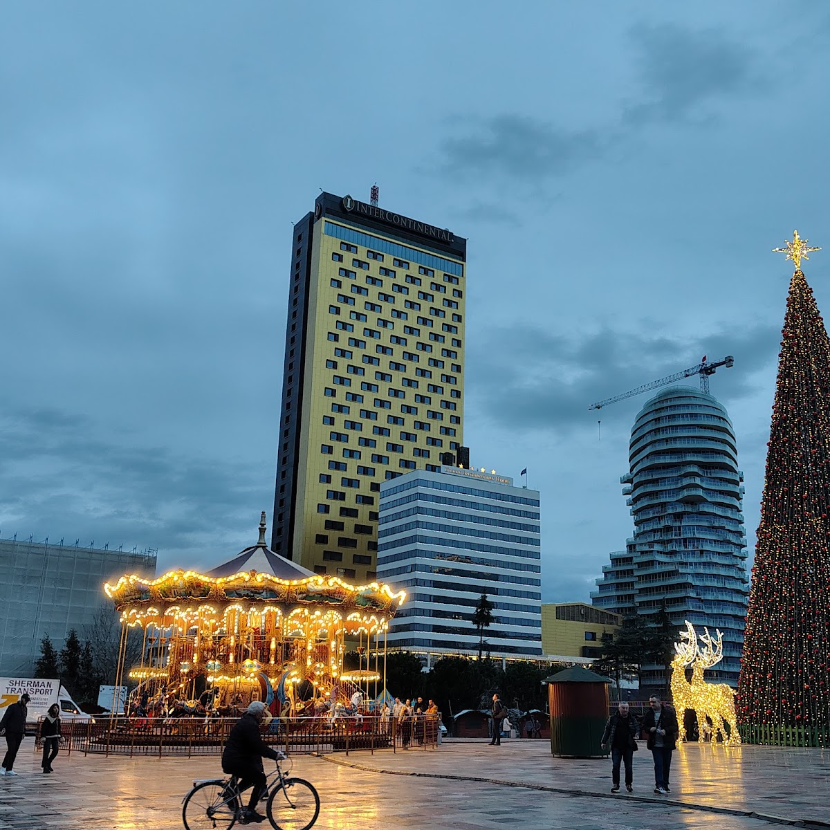 Tirana center Saviol