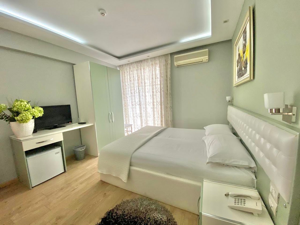 Hotel selvia City Center photo 2