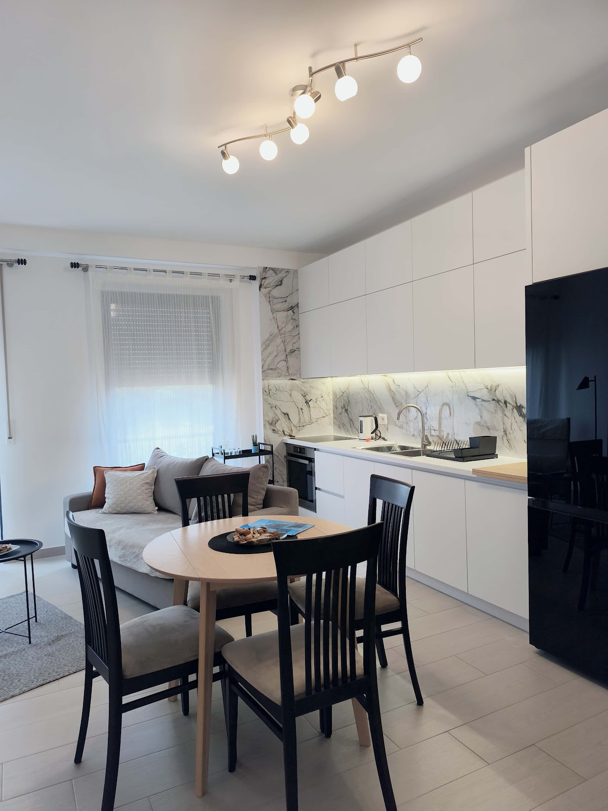 Serenade Apartment photo 3