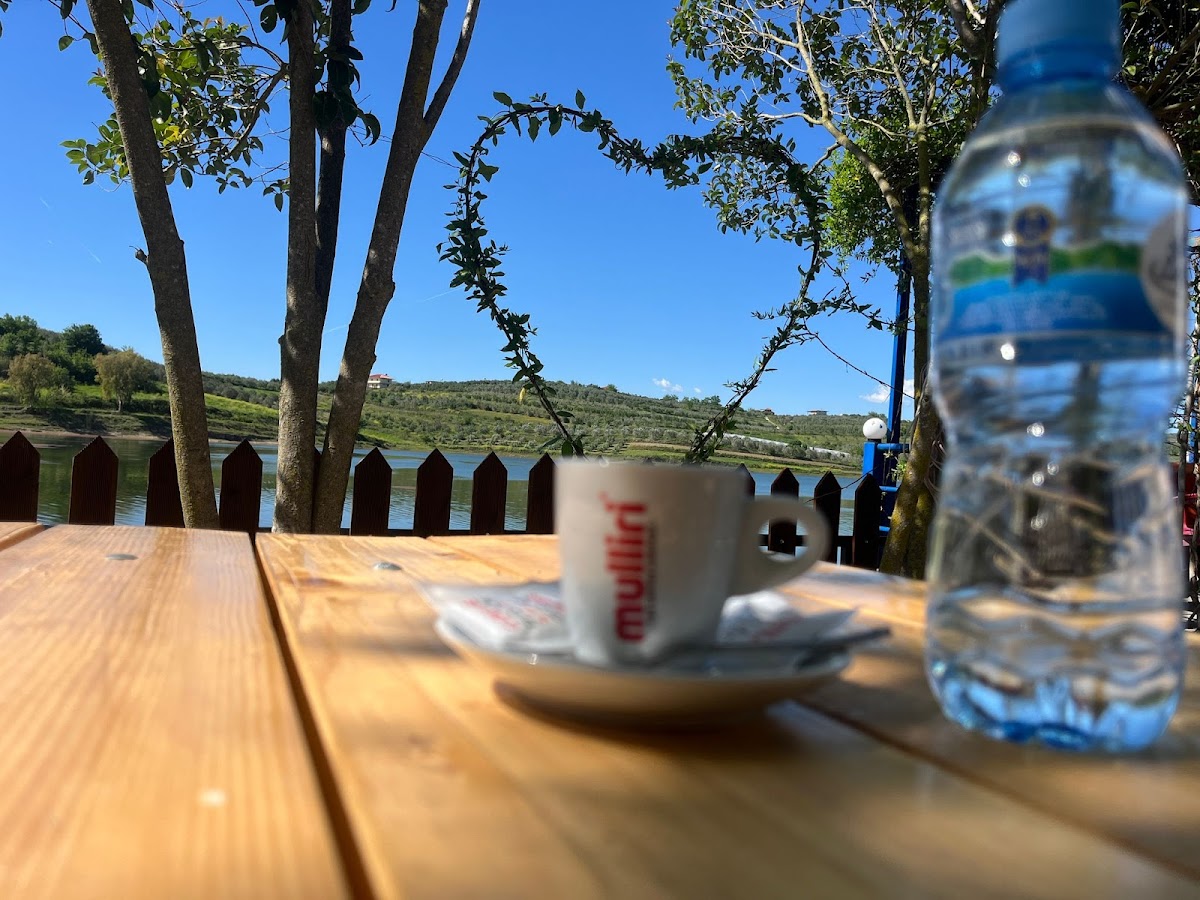 Tek Liqeni Gorajt photo 4