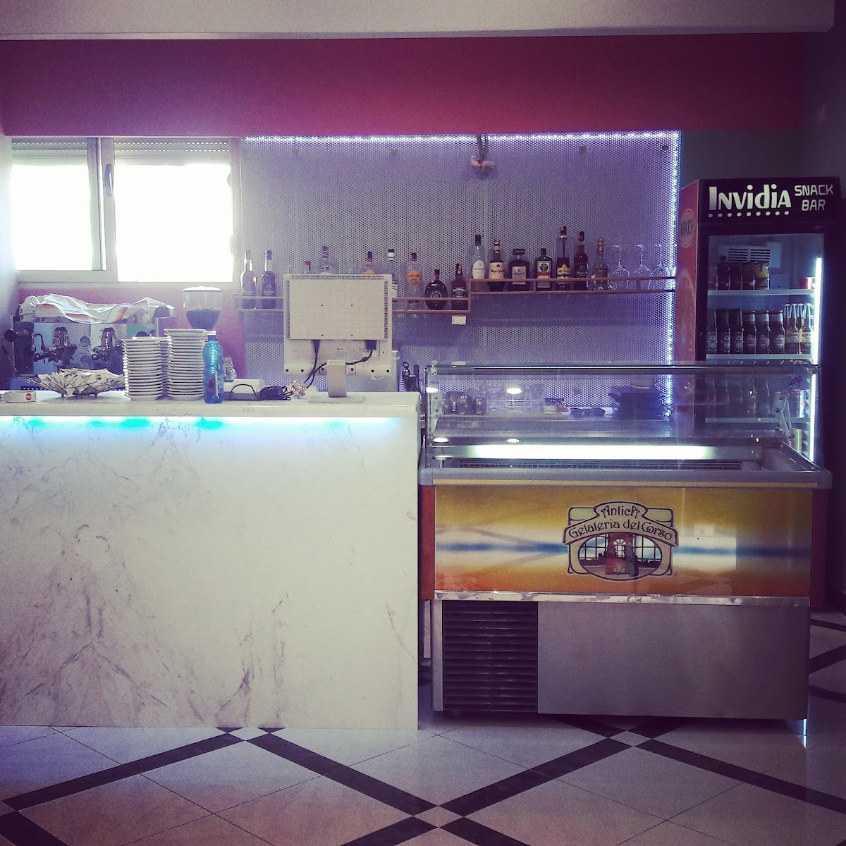 Bar & snacks Invidia photo 3