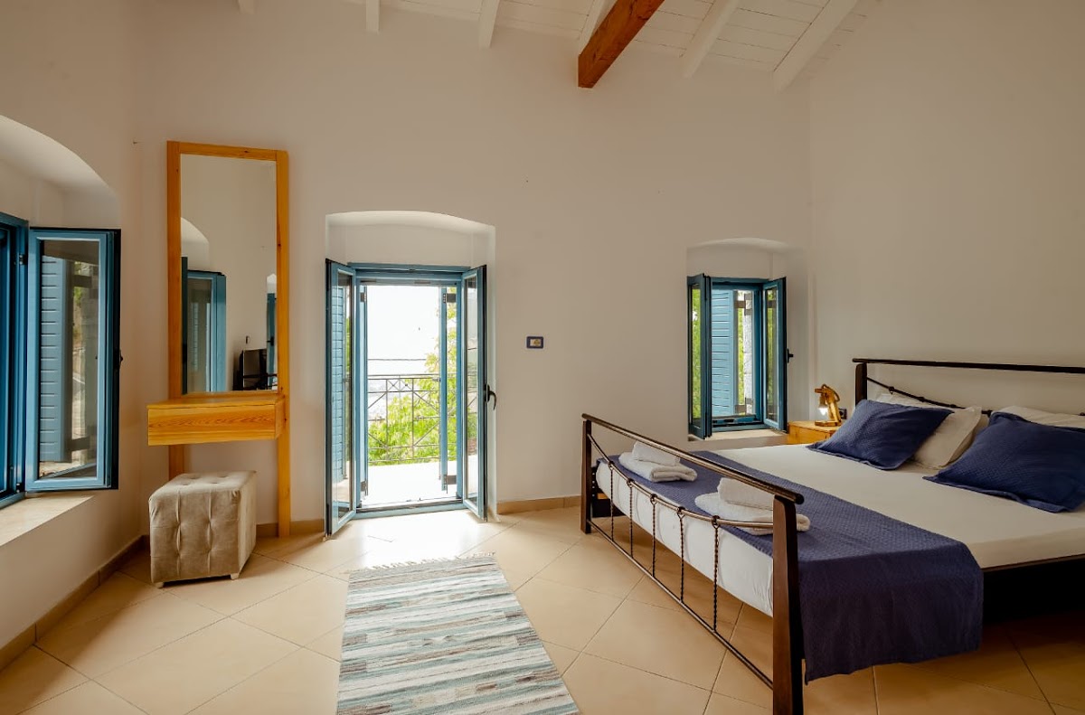 Alex Bed and Breakfast photo 2
