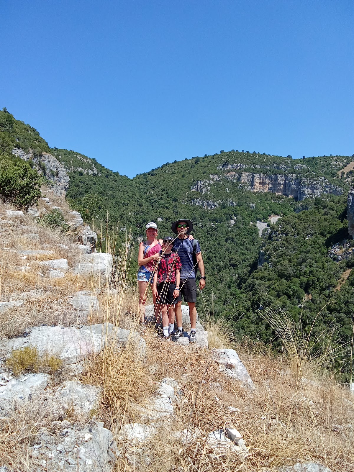 Sineci canyon & cave guide photo 4