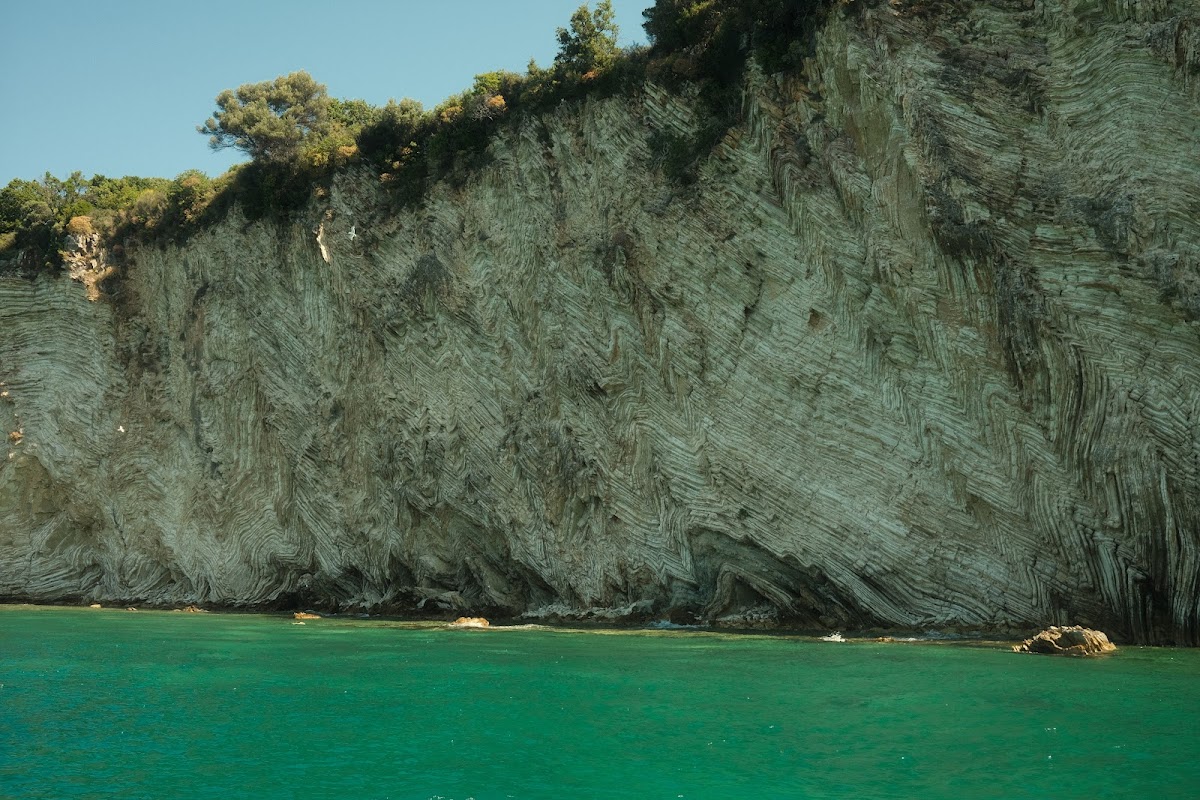 Kepi i këmbës (Leg Cape) photo 3