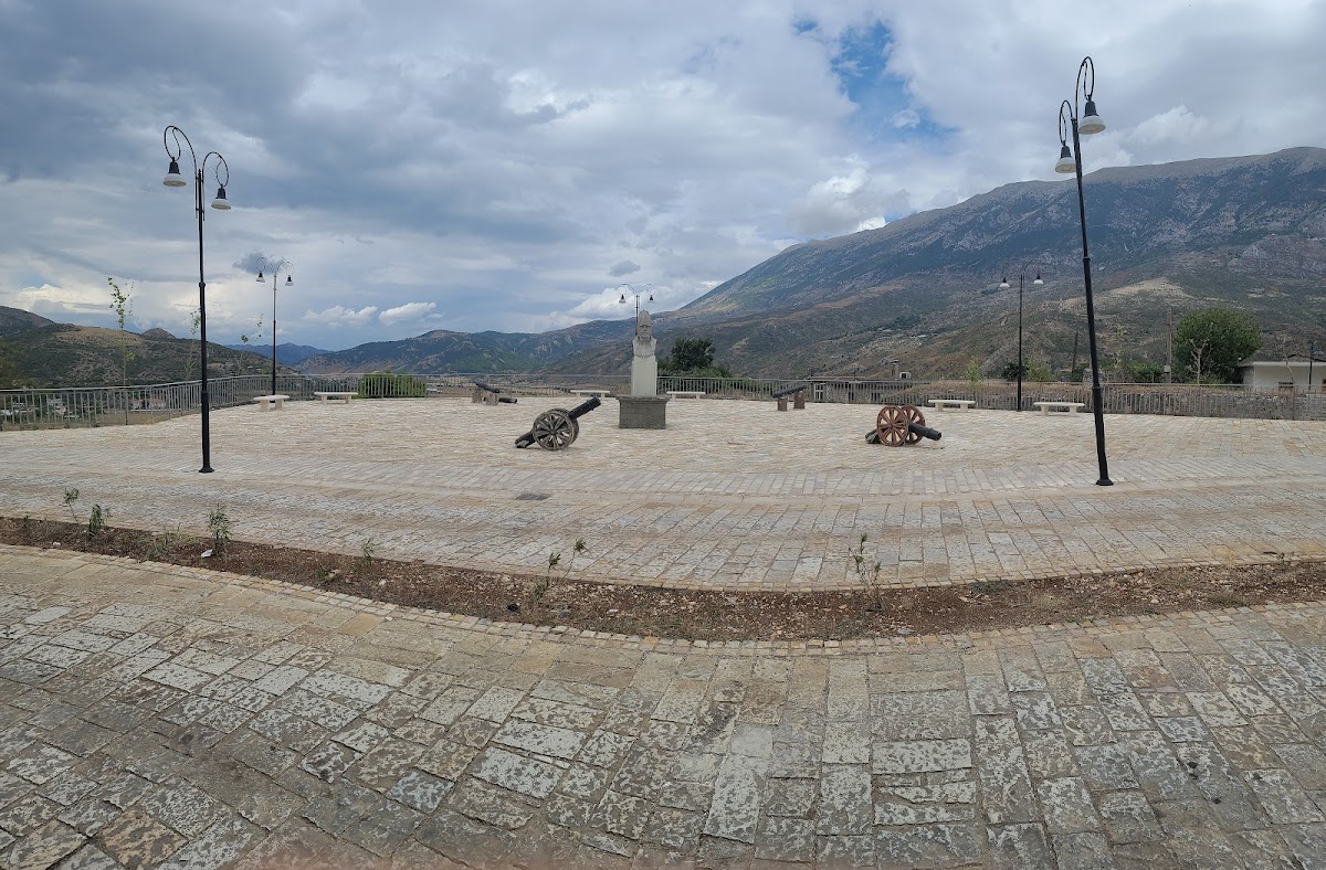 Sheshi Selam Musai photo 2