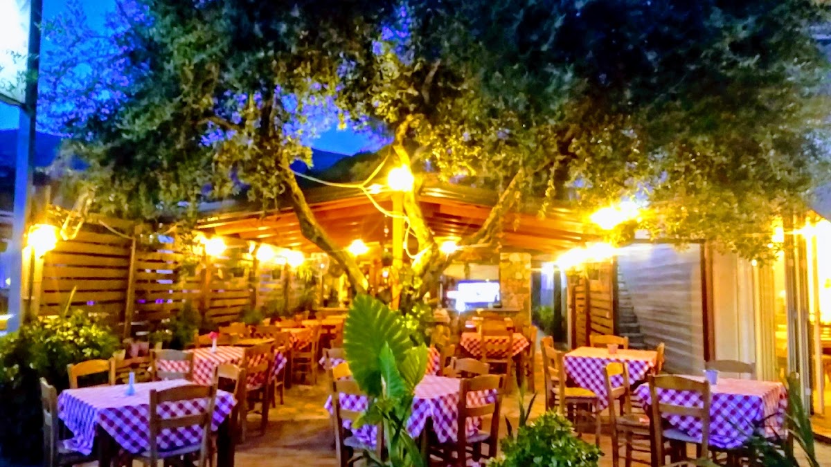 Hotel Billy Bar Restorant, Himare photo 3