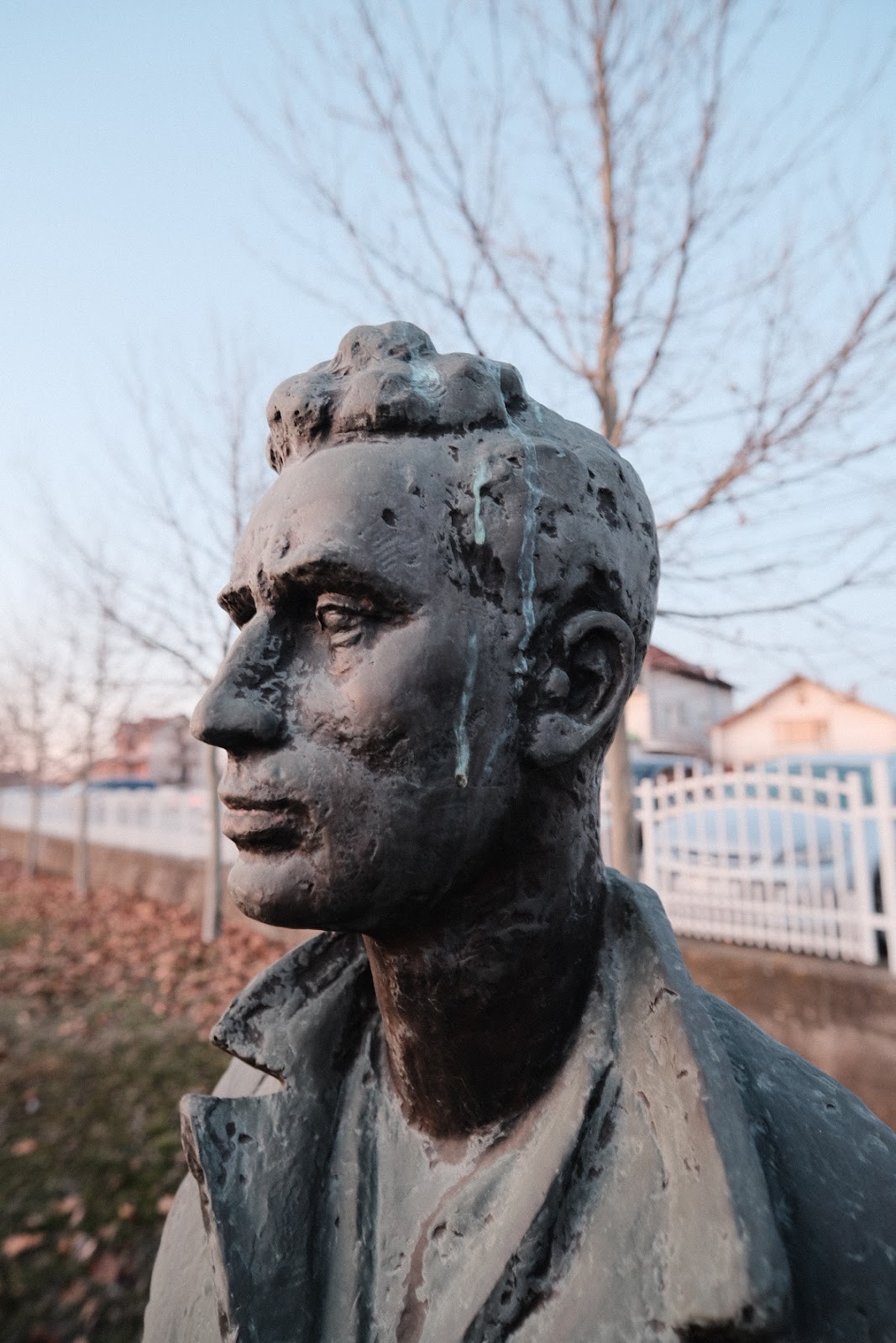 Spomenik Lazaru Vučkoviću