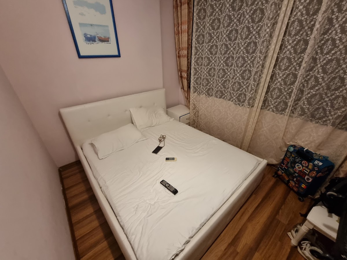 British Hotel photo 4
