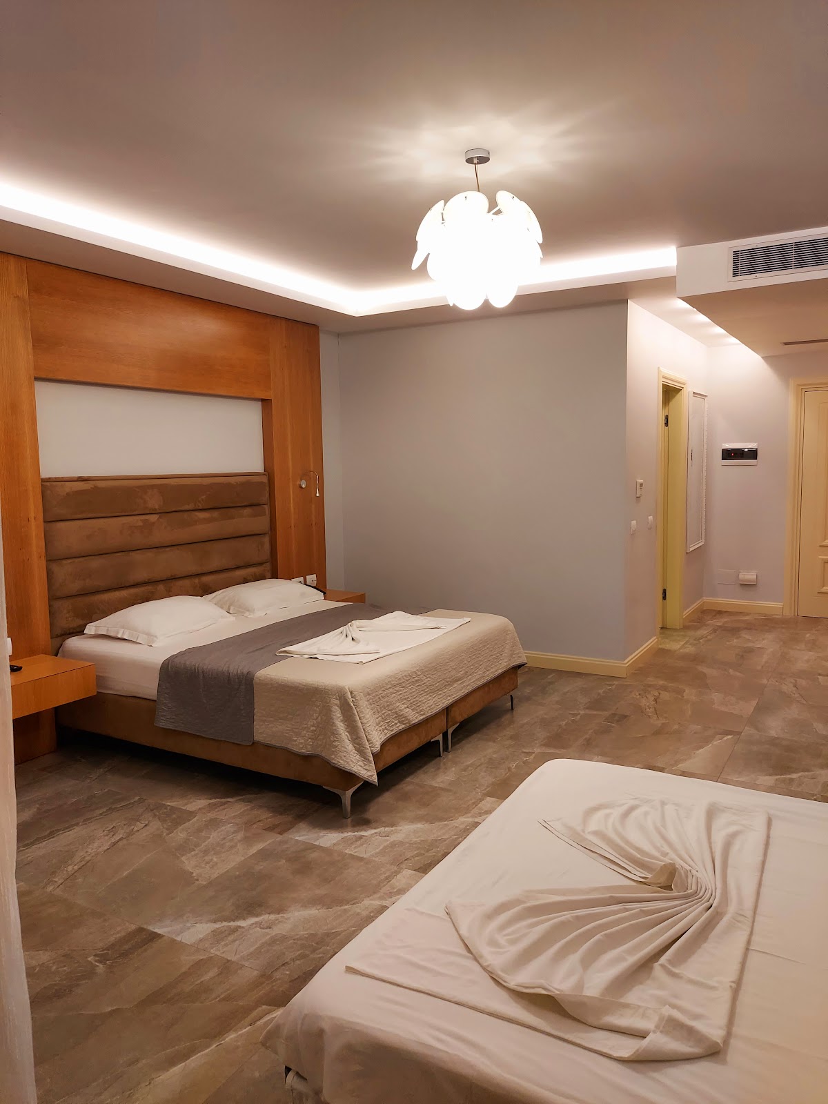 Hotel Grint photo 2