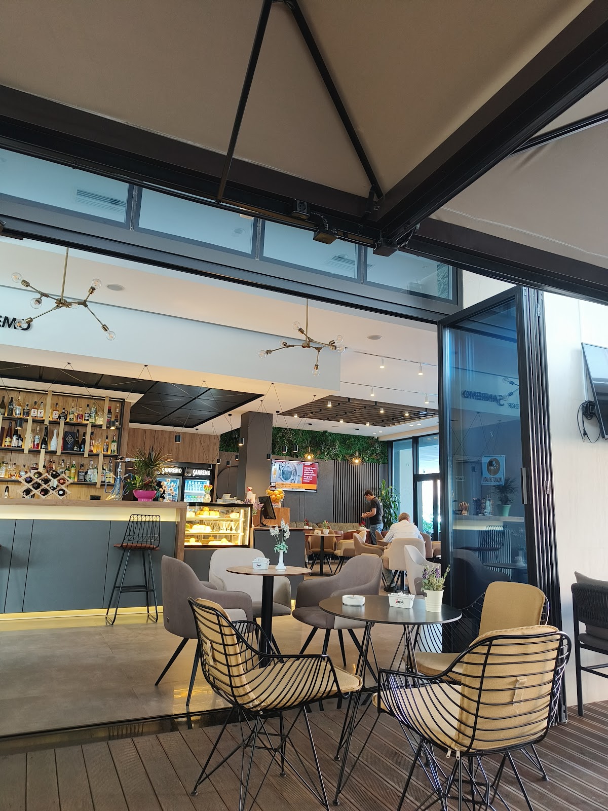 Bar Sanremo Fier photo 2