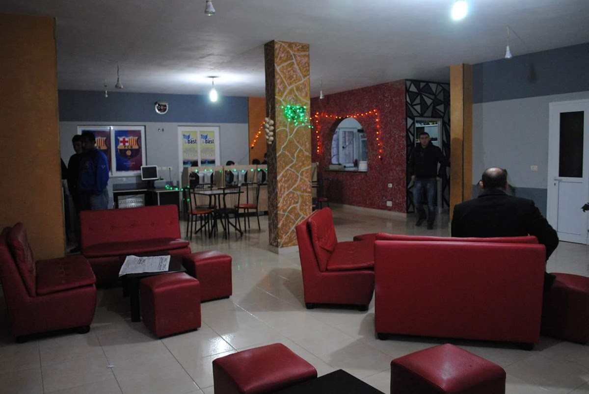 Internet - Caffe . Bilardo. ( REDI ) photo 4