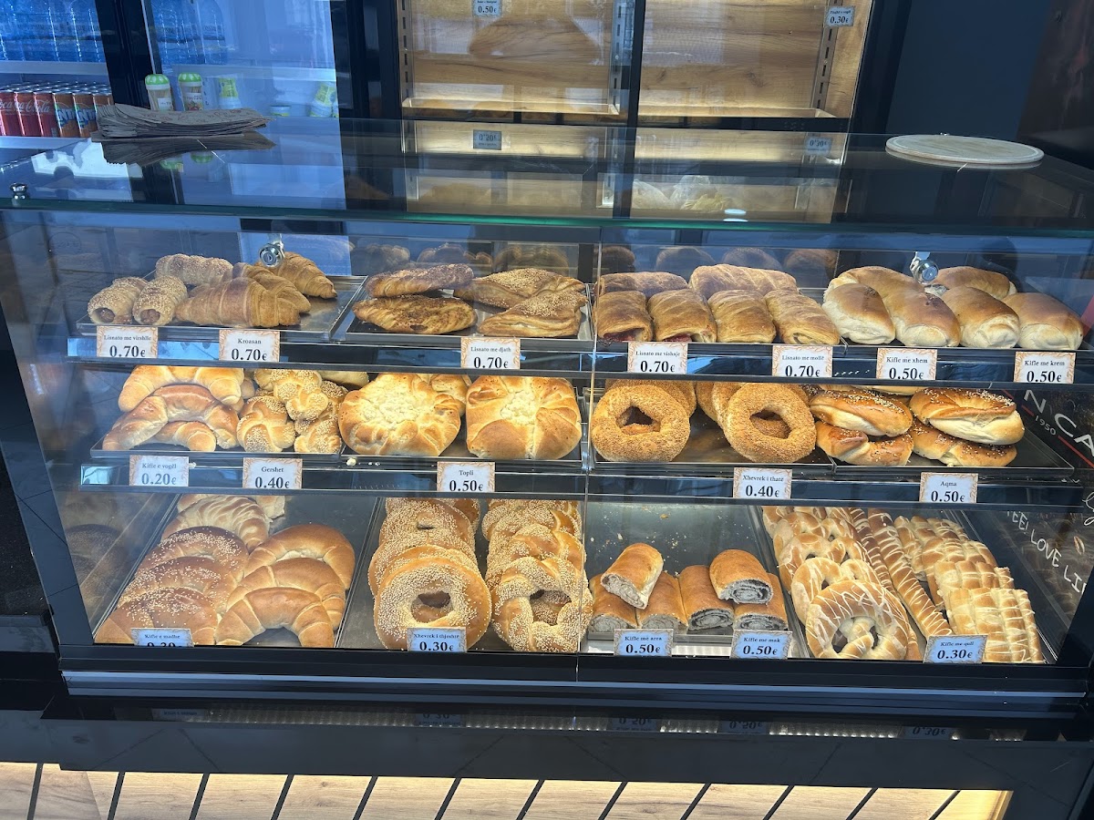 "TRADITA" Bakery&Pizza photo 4