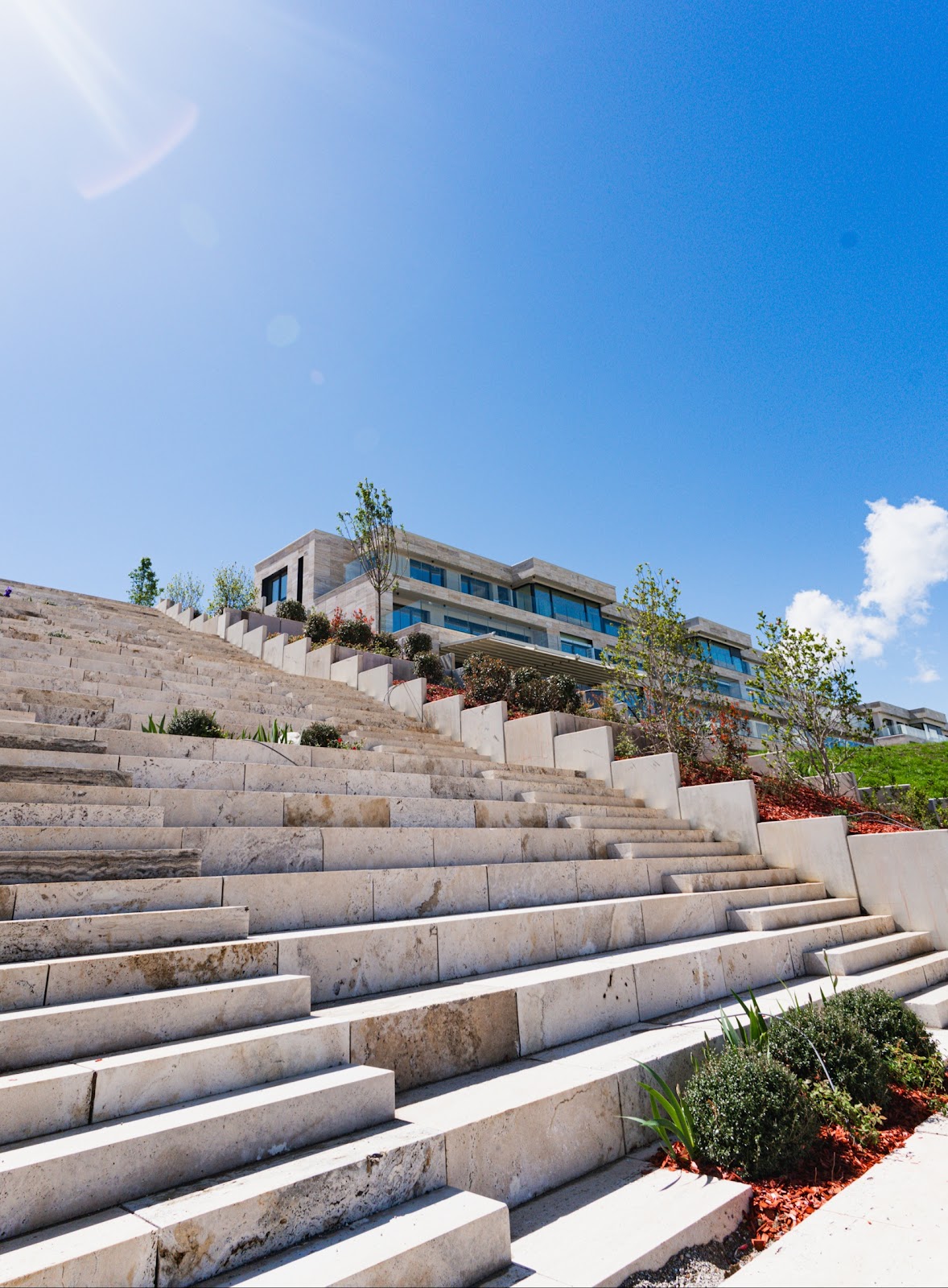 Love Steps — Atraksione në Prishtinë — photo 2