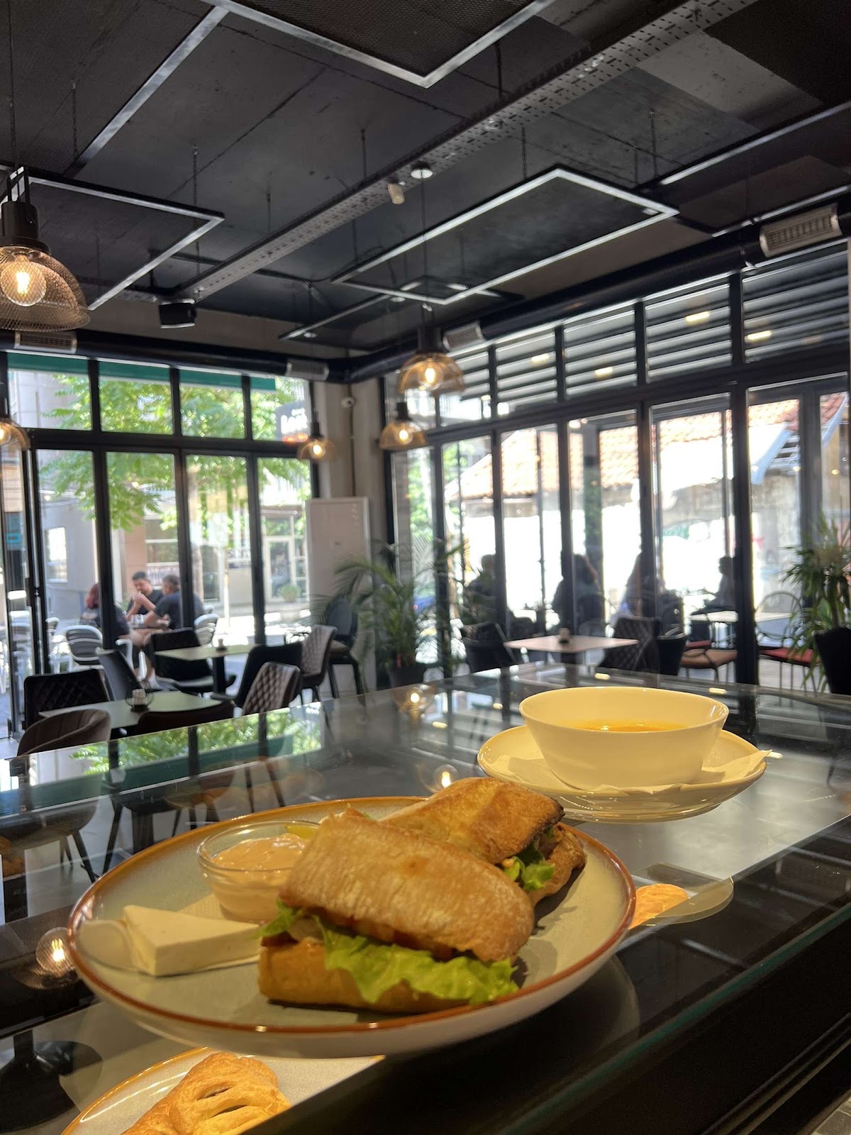 Leo’s caffe photo 3