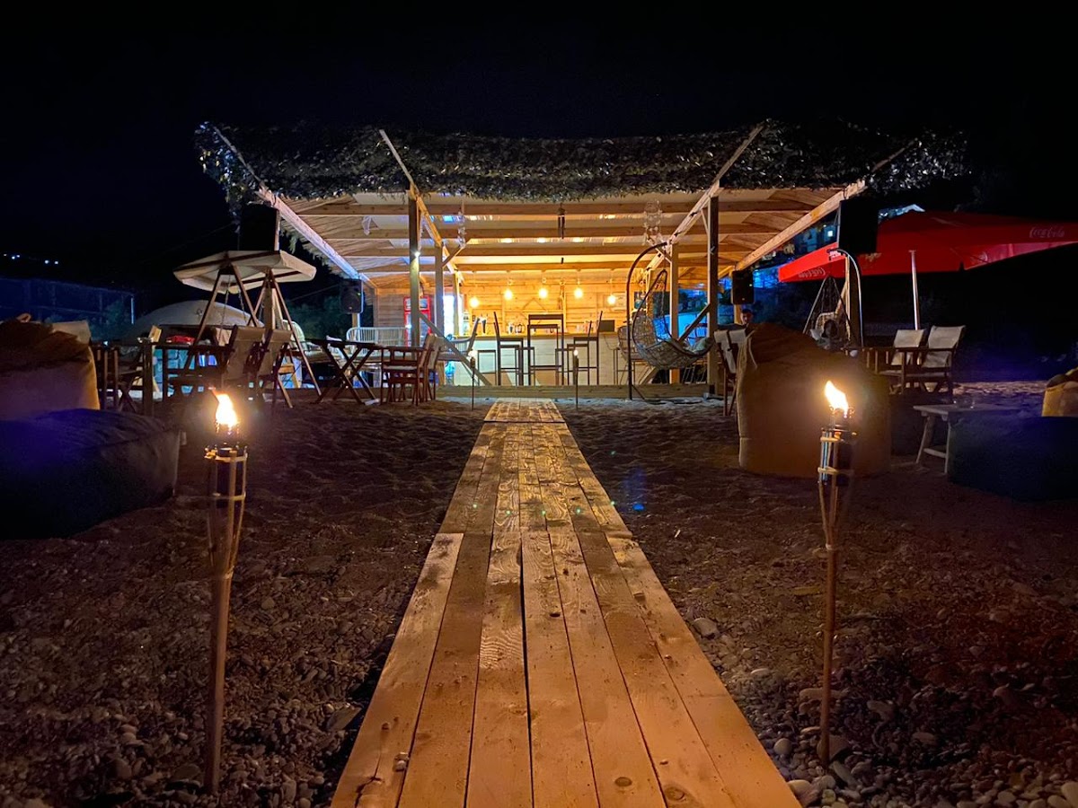 Serenity beach bar photo 4