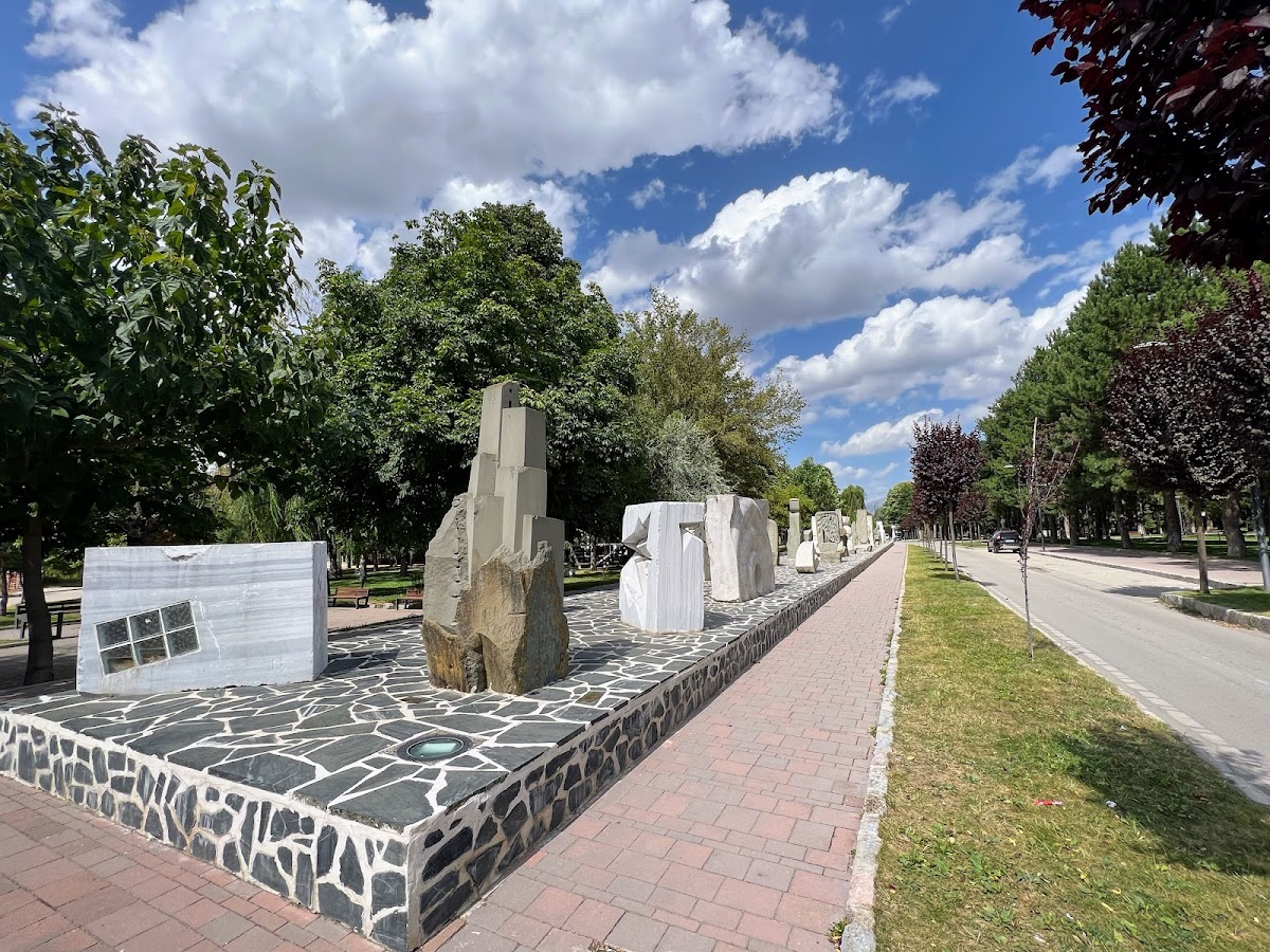 Rinia Park photo 4