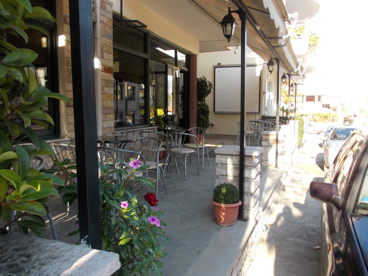 ΚΑΦΕ ΠΕΤΡΙΝΟ (KAFE PETRINO) photo 3