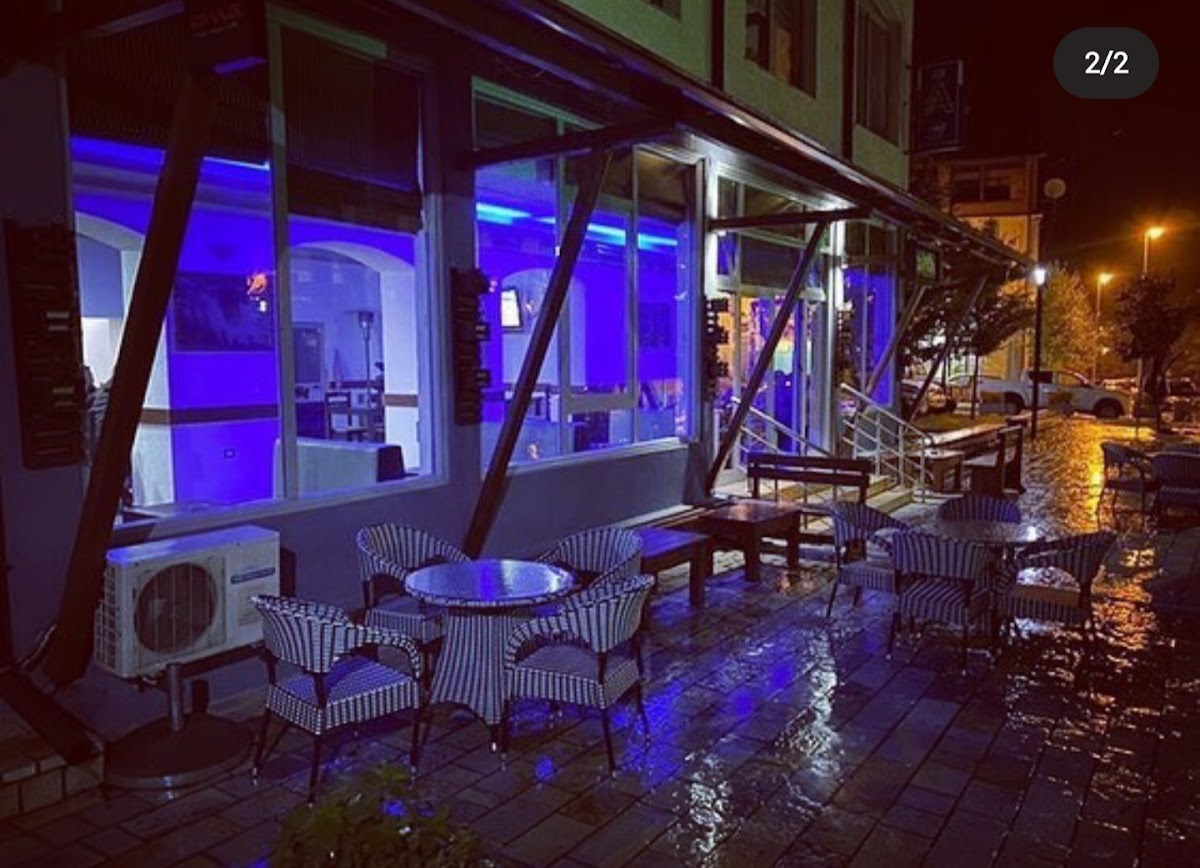 Snow Bar Shisha & Lounge