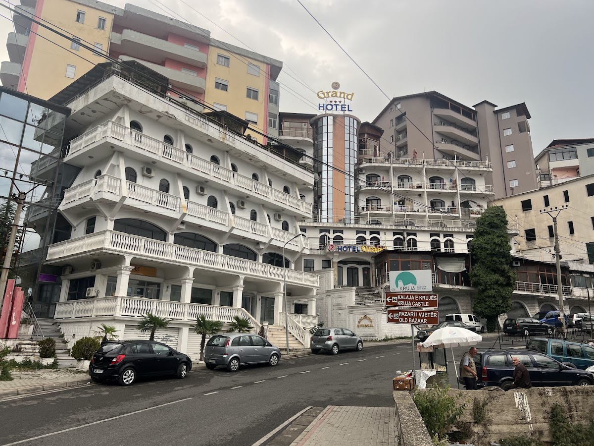 Hotel Grand