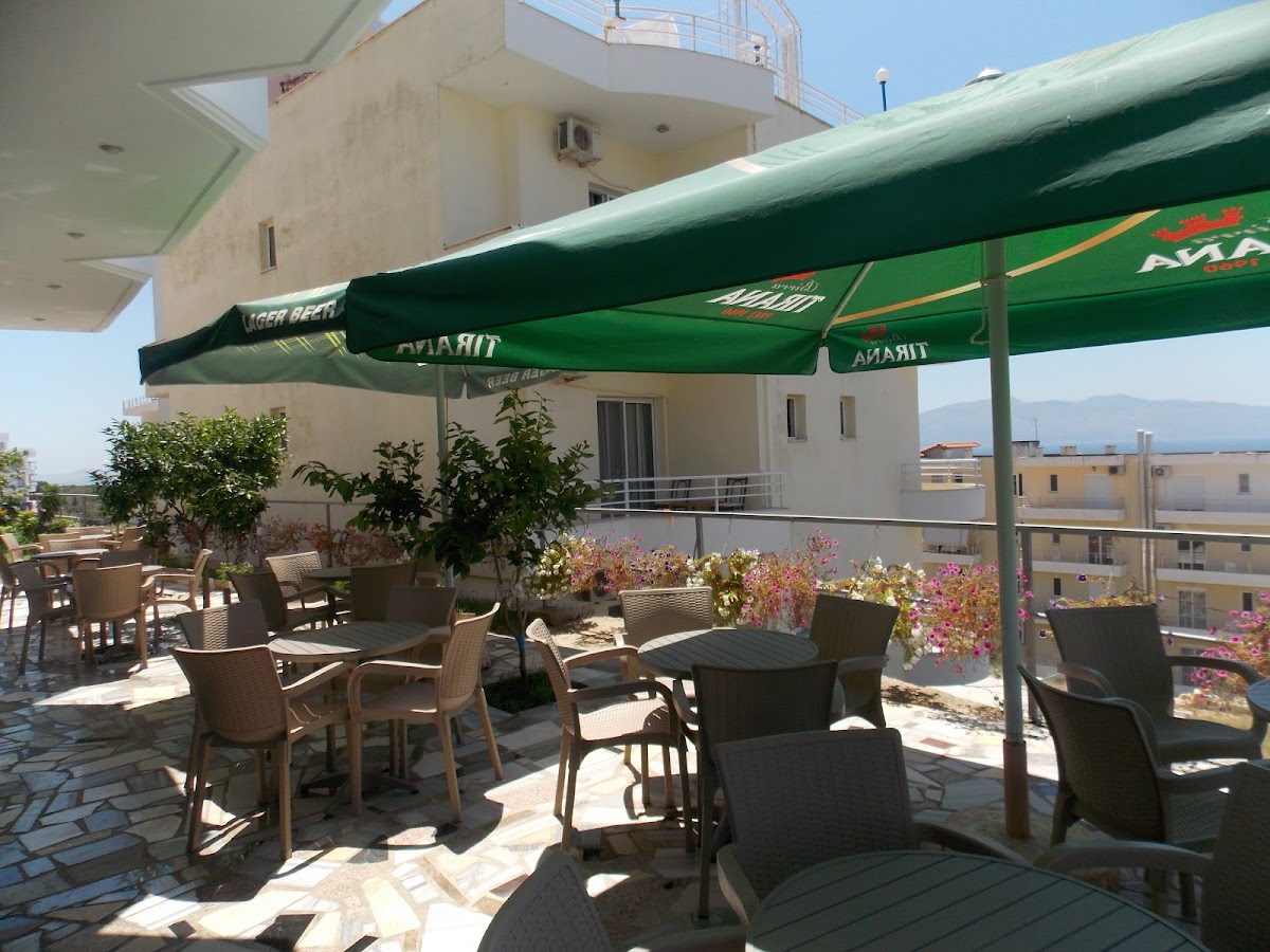 Summer Hotel SARANDA